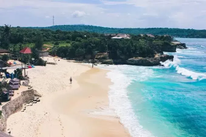 Beach in Mamamia Island Villa