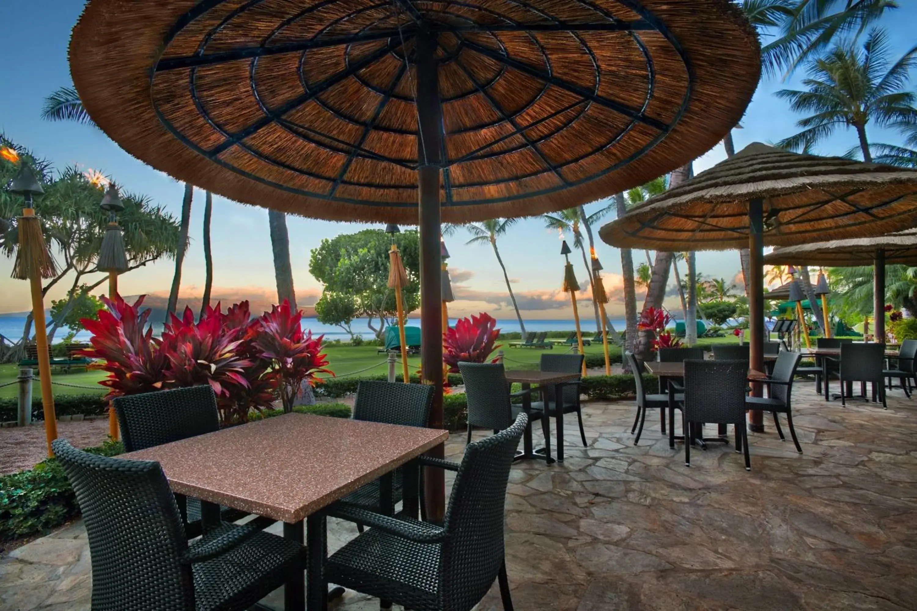 Restaurant/Places to Eat in Marriott's Maui Ocean Club  - Lahaina & Napili Towers