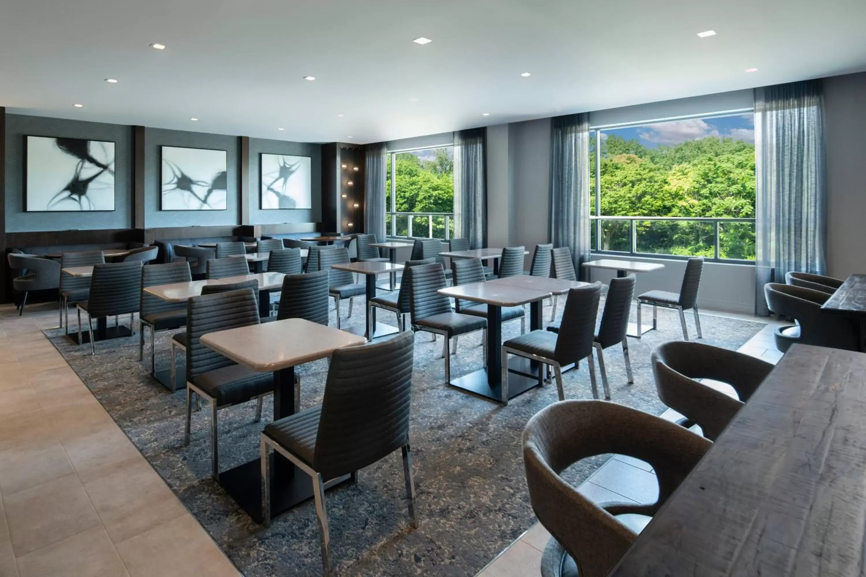 Breakfast, Restaurant/Places to Eat in TownePlace Suites by Marriott Boston Medford