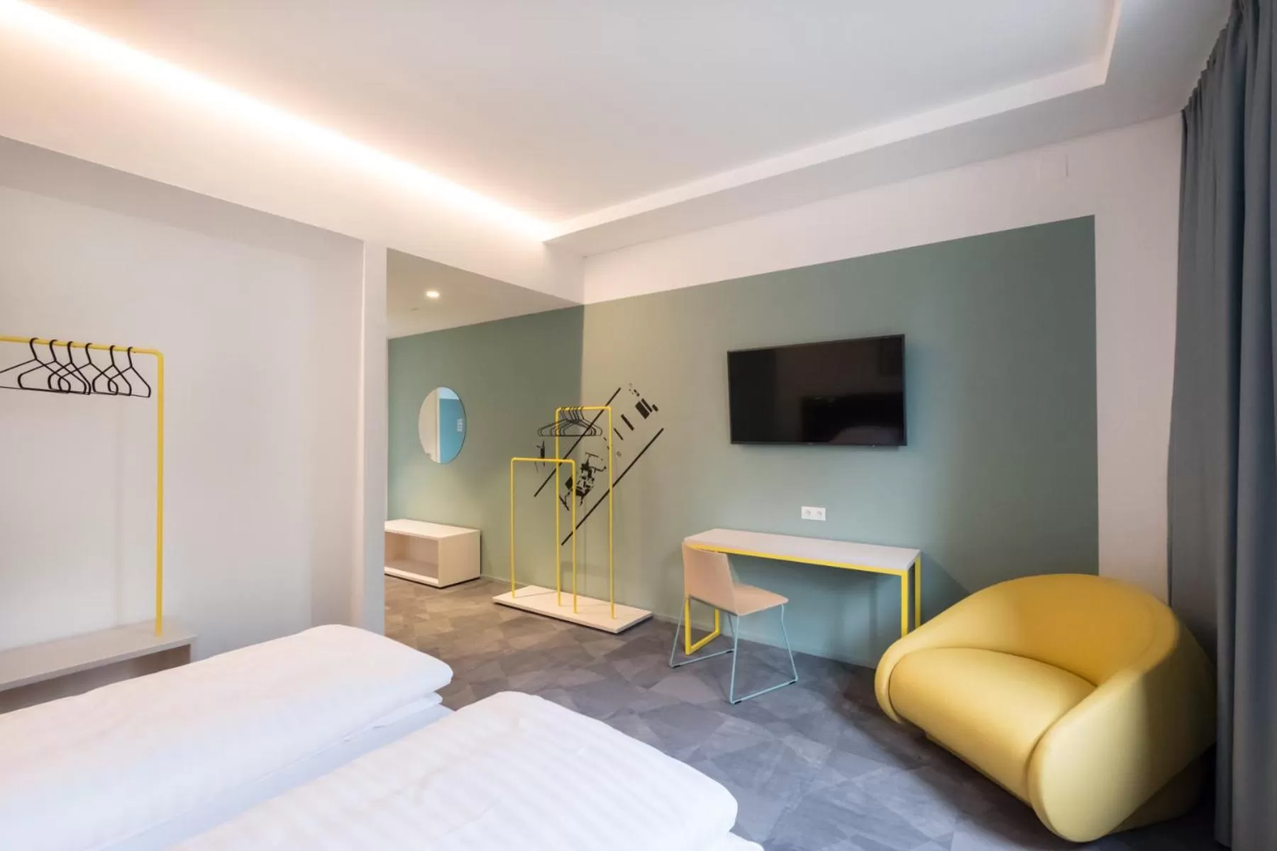 Photo of the whole room, Bed in Airbase Hotel