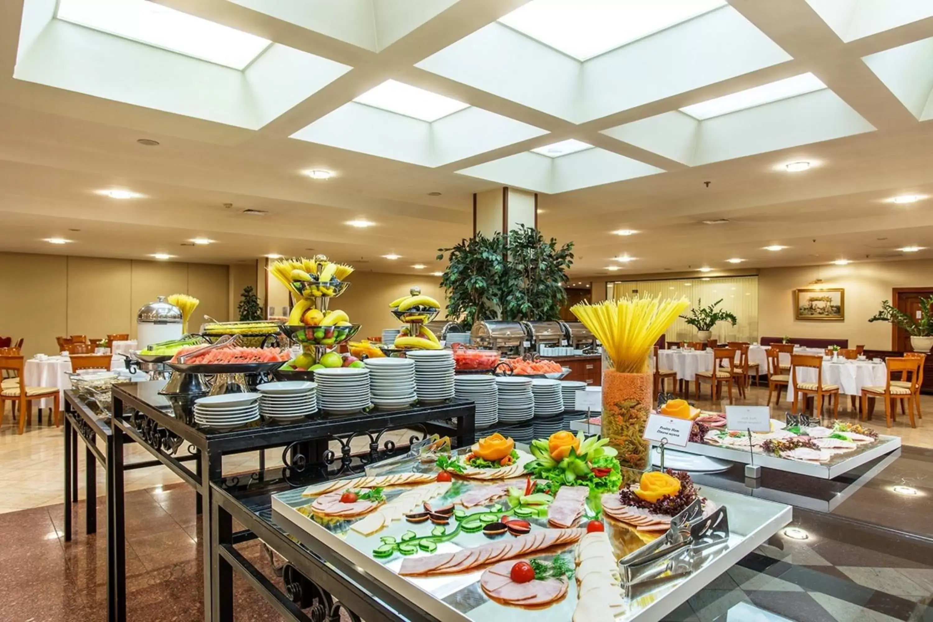 Buffet breakfast, Restaurant/Places to Eat in Ramada by Wyndham Sofia City Center