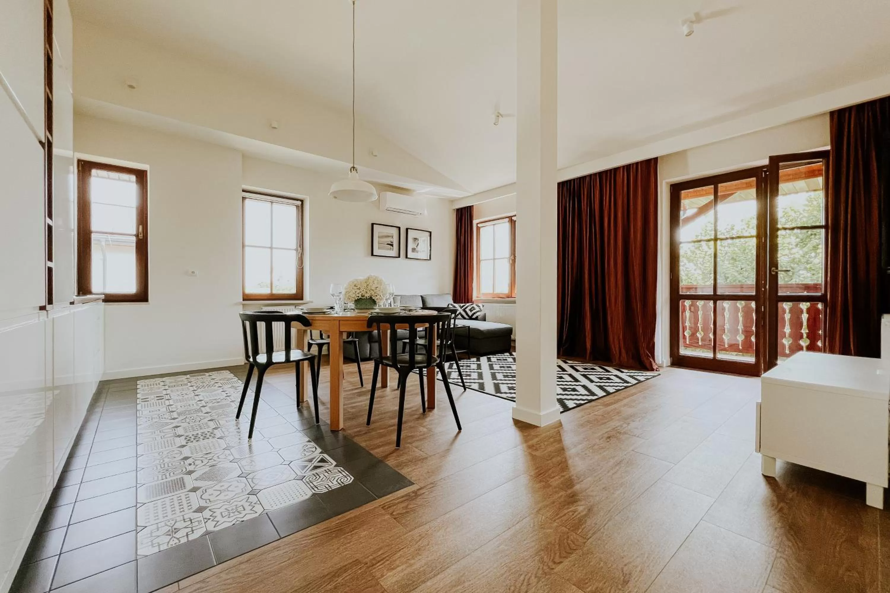 Living room, Bed in Aura Medical SPA Nałęczów
