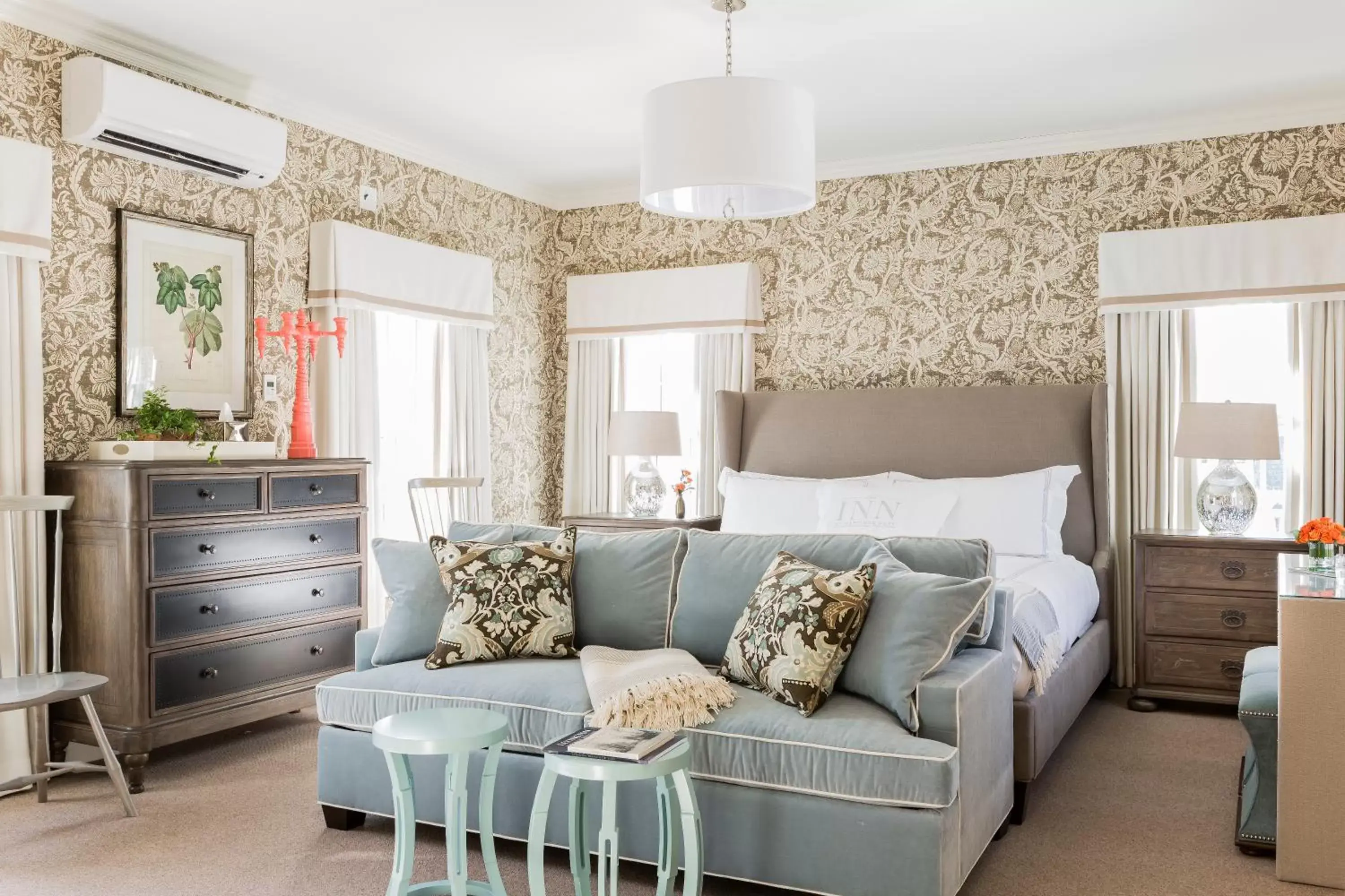 Day, Bed in The Inn at Hastings Park, Relais & Châteaux Day, Bed in The Inn at Hastings Park, Relais & Châteaux