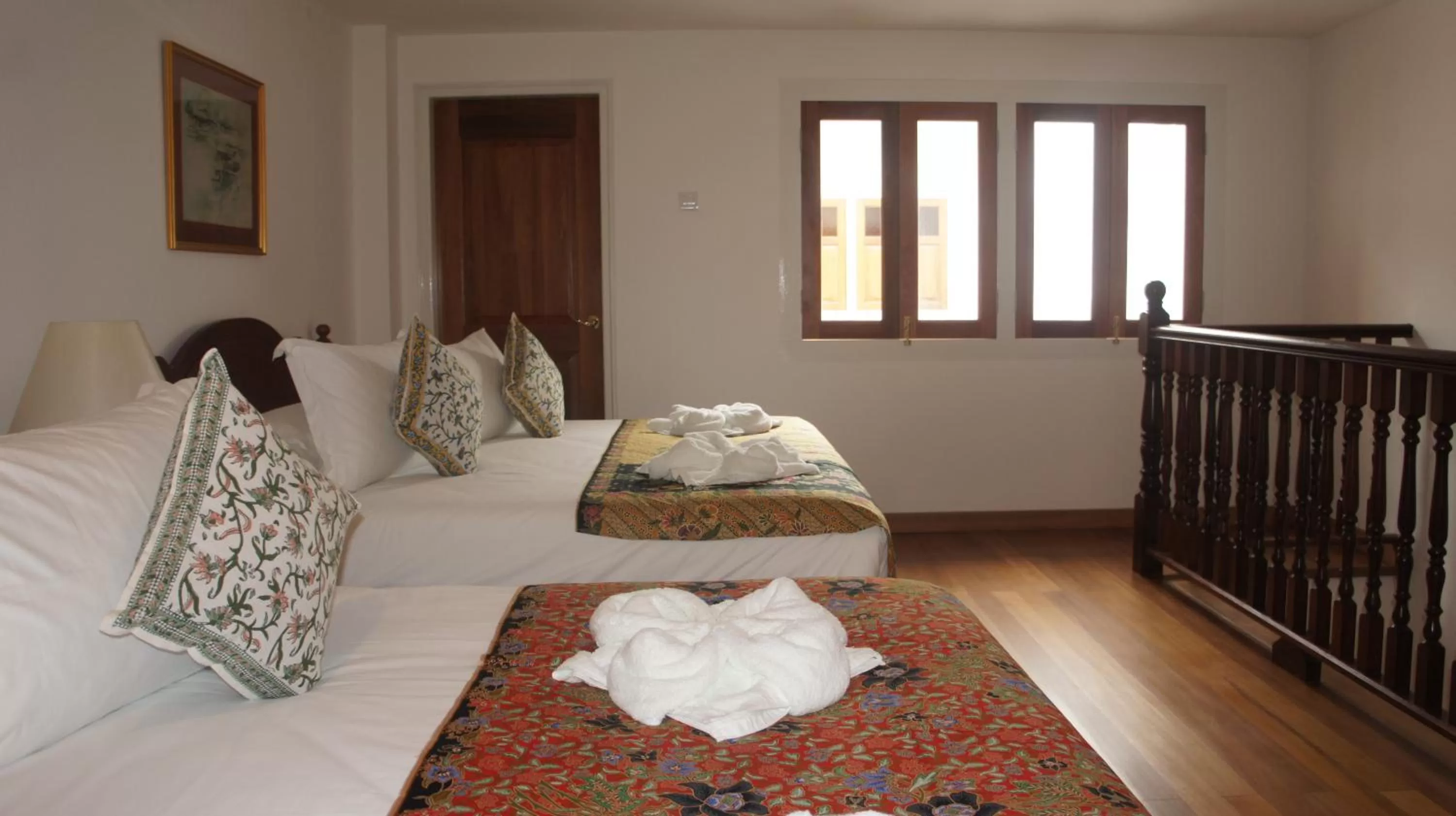 Bed in Heeren Straits Hotel