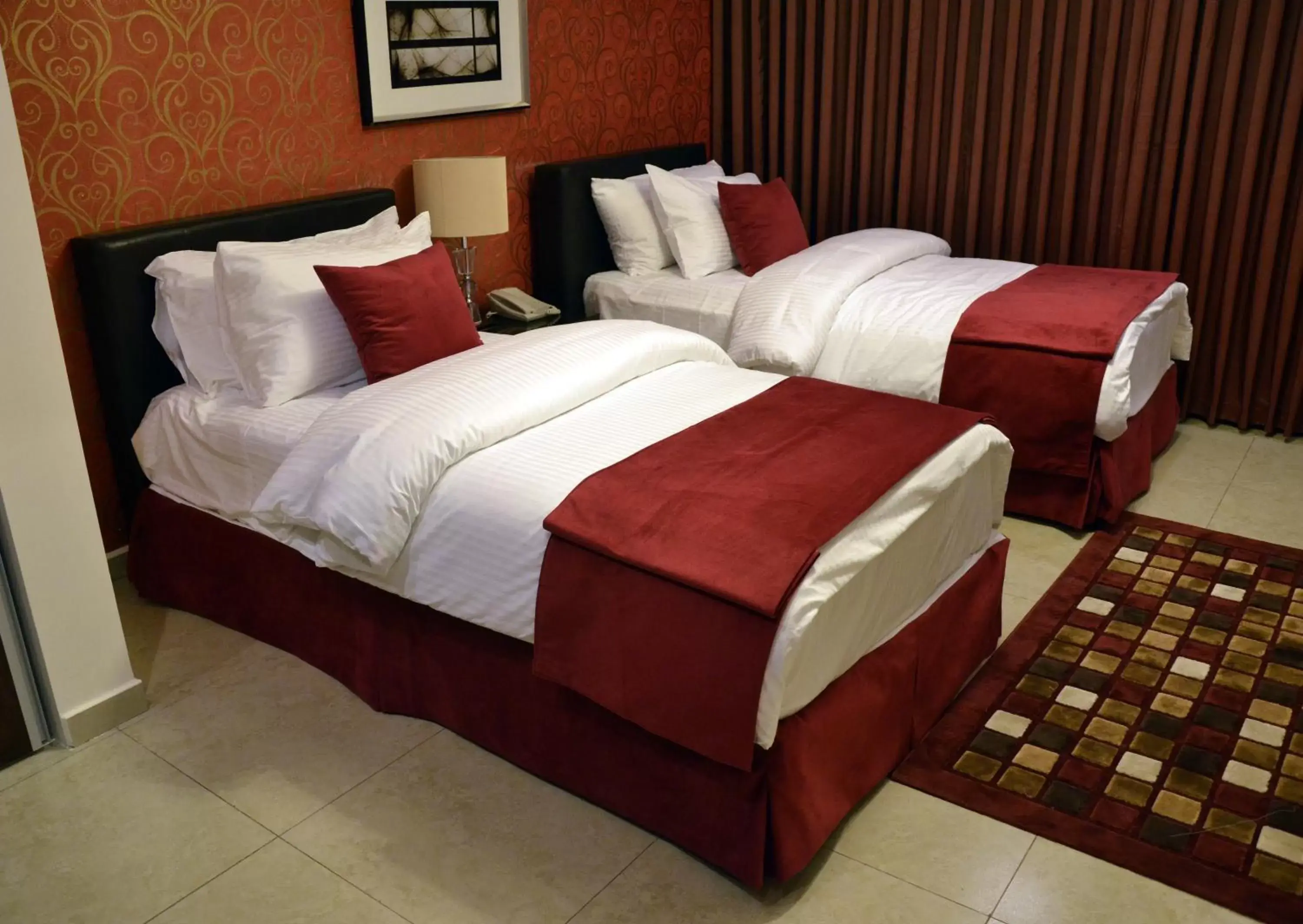 Bedroom, Bed in City Rose Hotel Suites