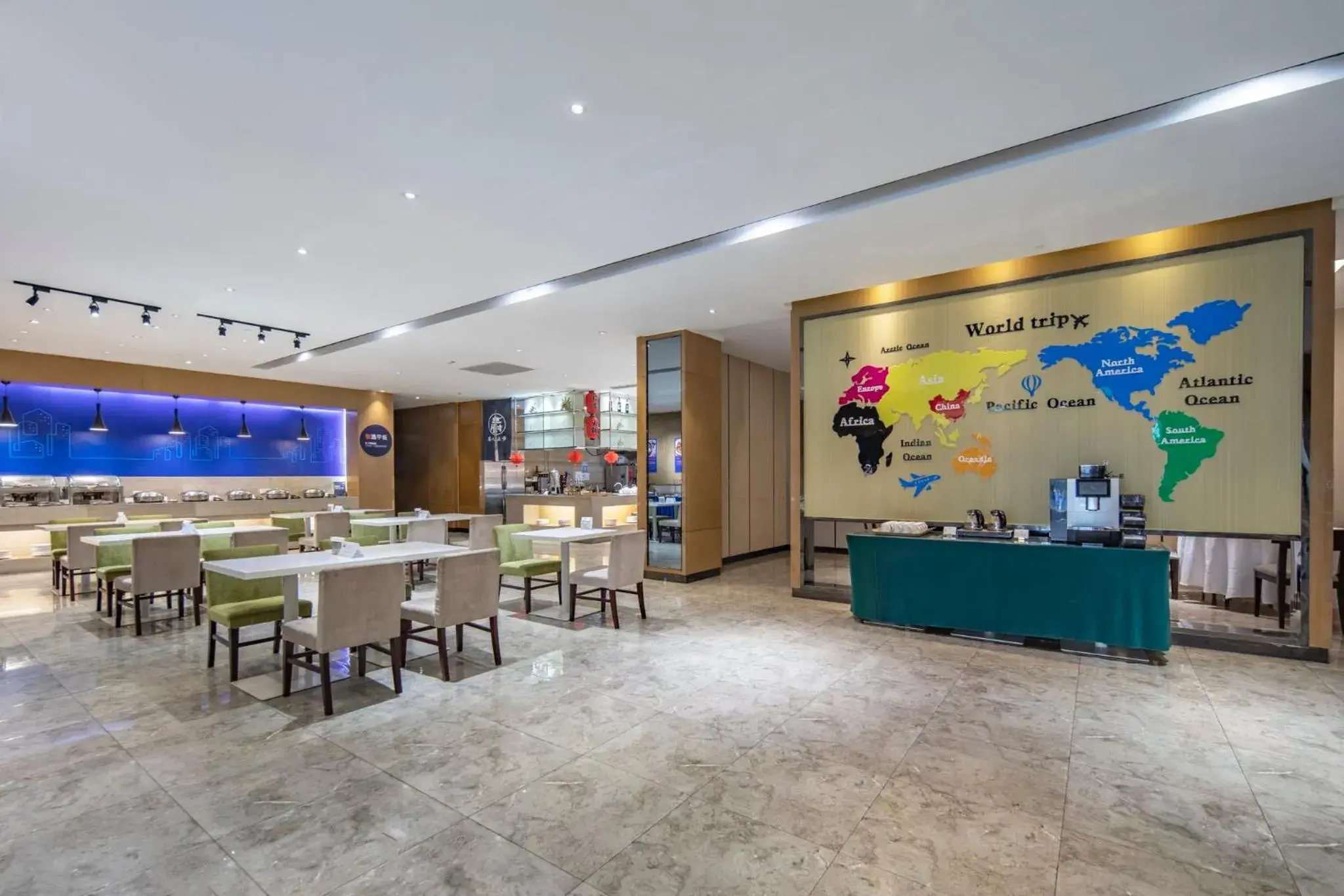 Restaurant/places to eat in Holiday Inn Express Shanghai New Jinqiao, an IHG Hotel