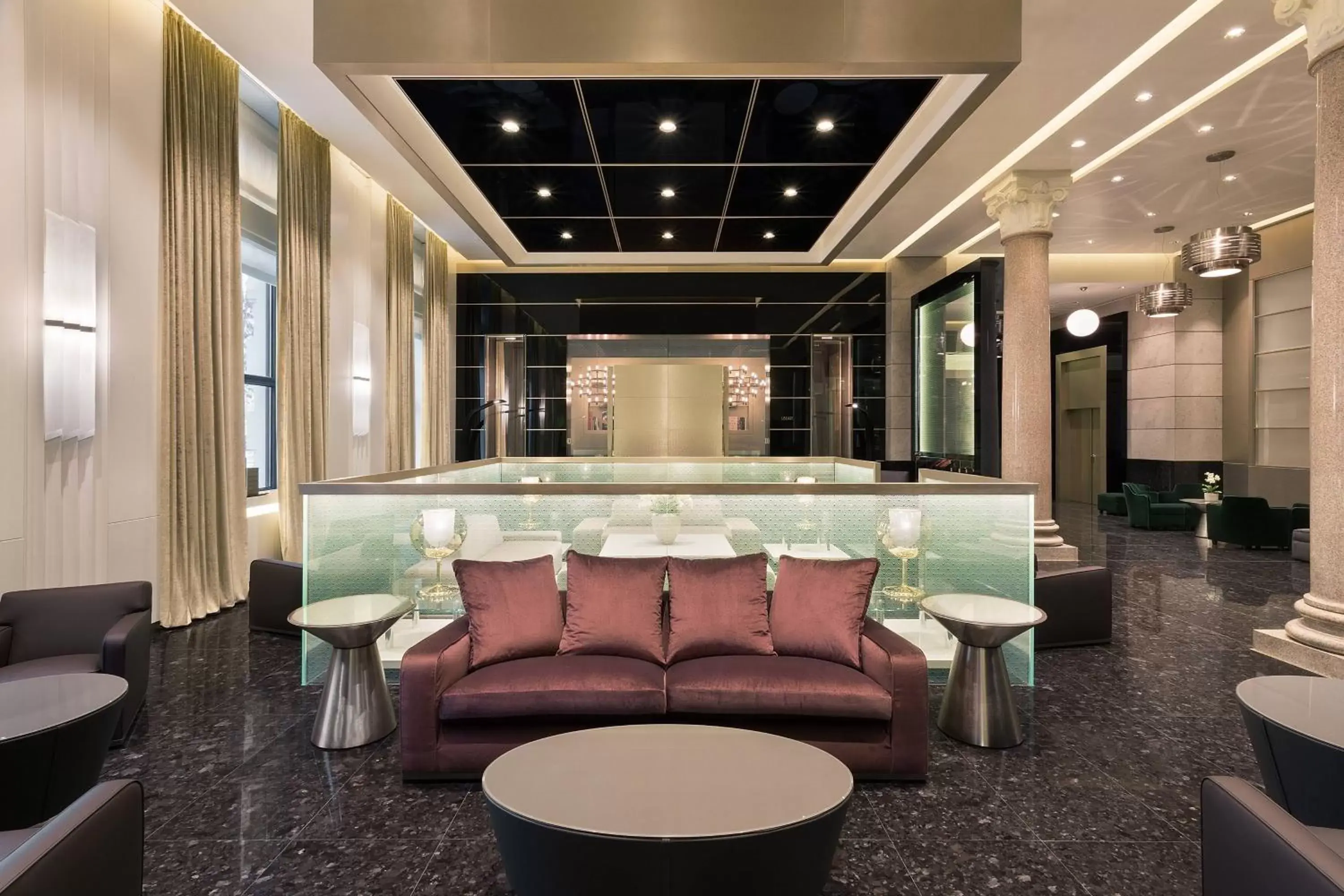 Lounge or bar, Banquet Facilities in Excelsior Hotel Gallia, a Luxury Collection Hotel, Milan