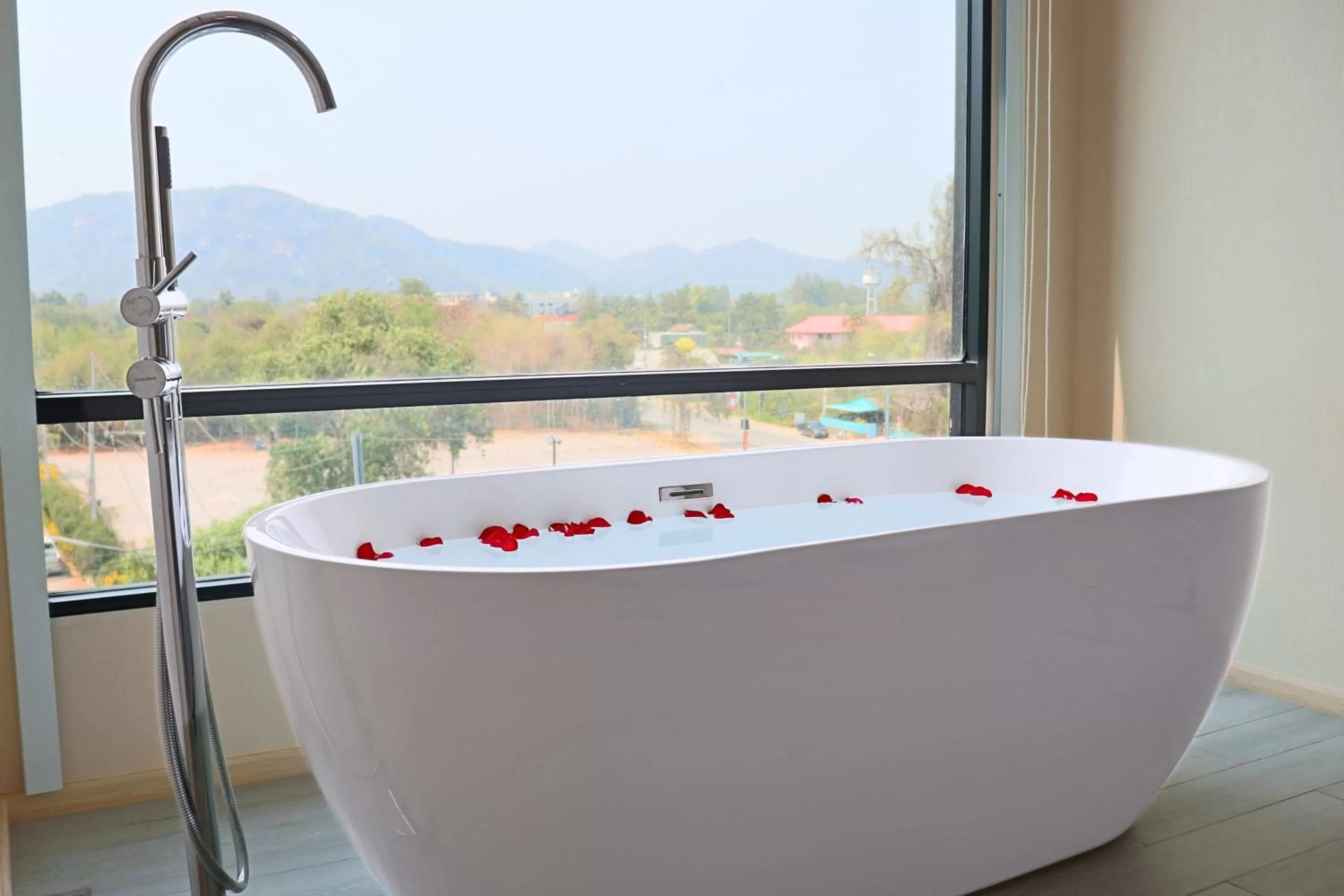 Bath in Best Western Plus Carapace Hotel Hua Hin