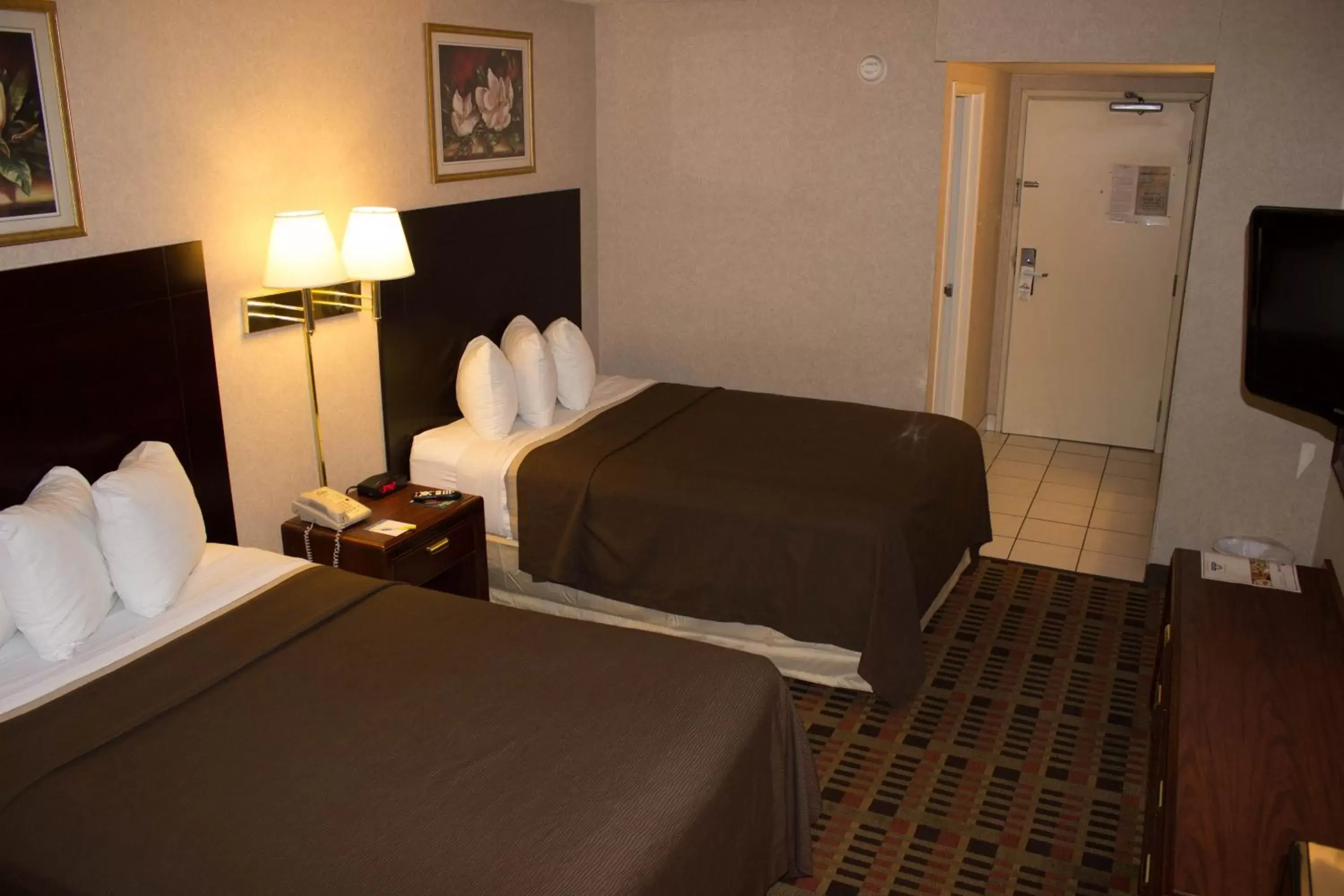 Bed in Days Inn by Wyndham Amarillo East