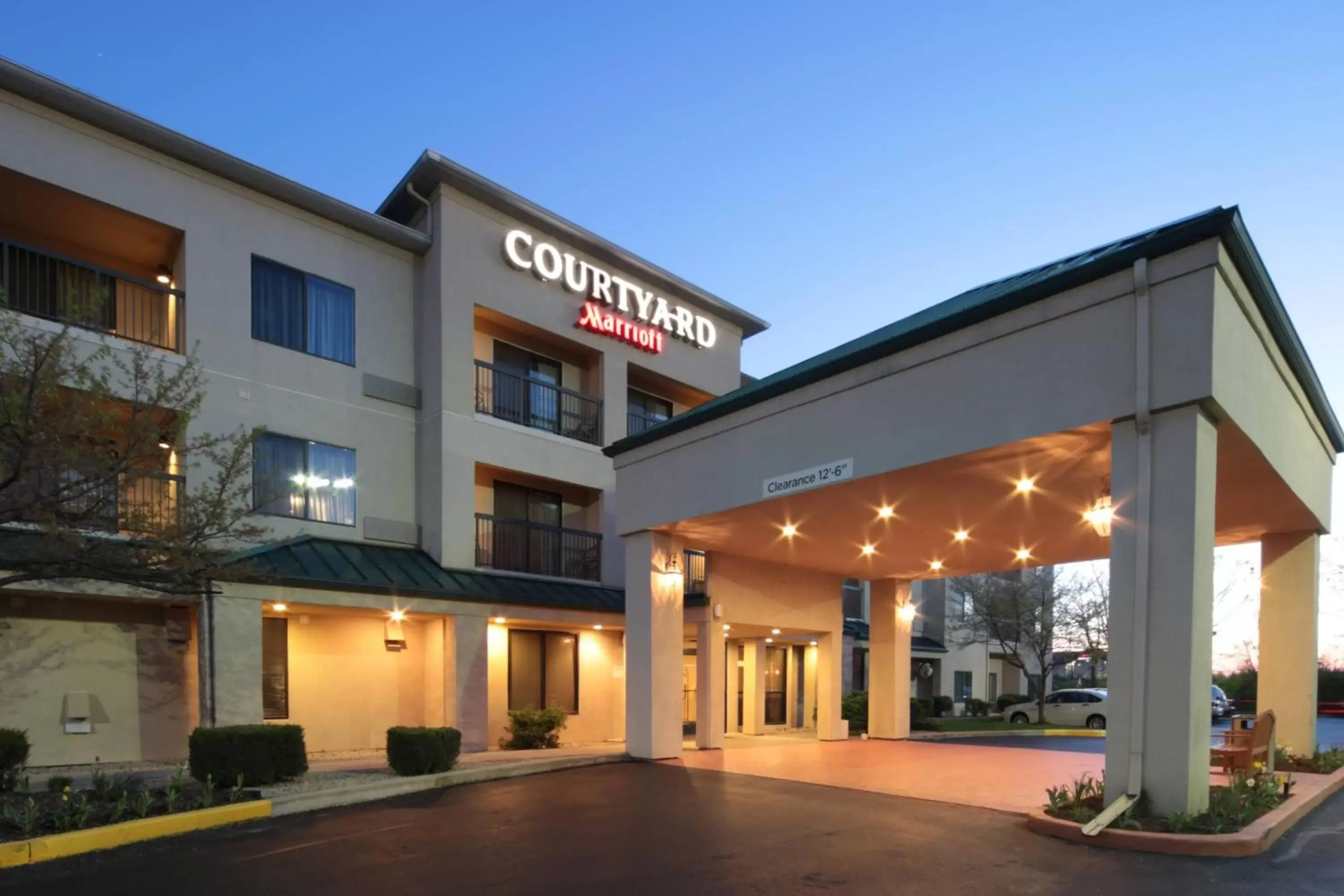 Property Building in Courtyard by Marriott Dayton North