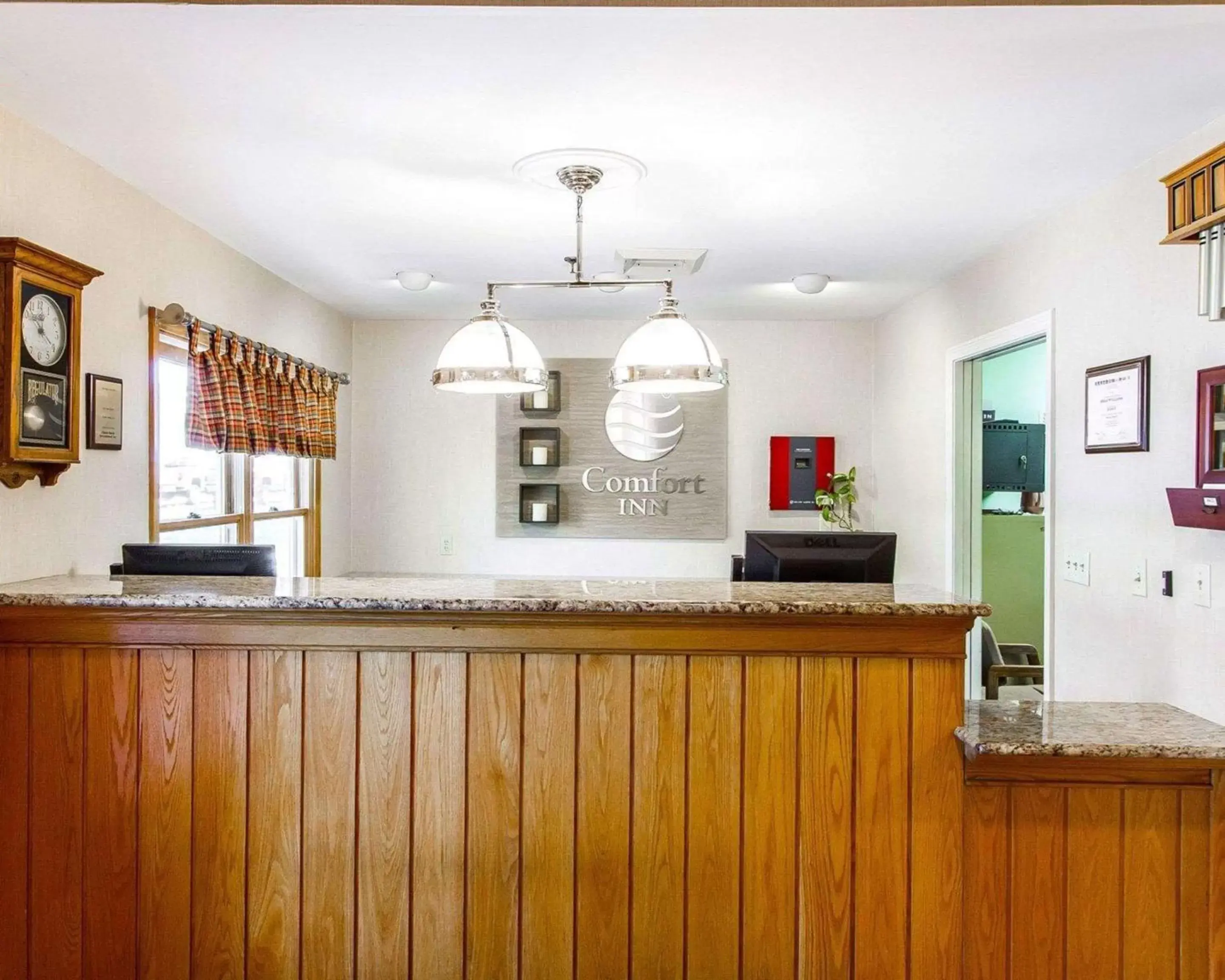 Lobby or reception in Comfort Inn Brunswick Lobby or reception in Comfort Inn Brunswick