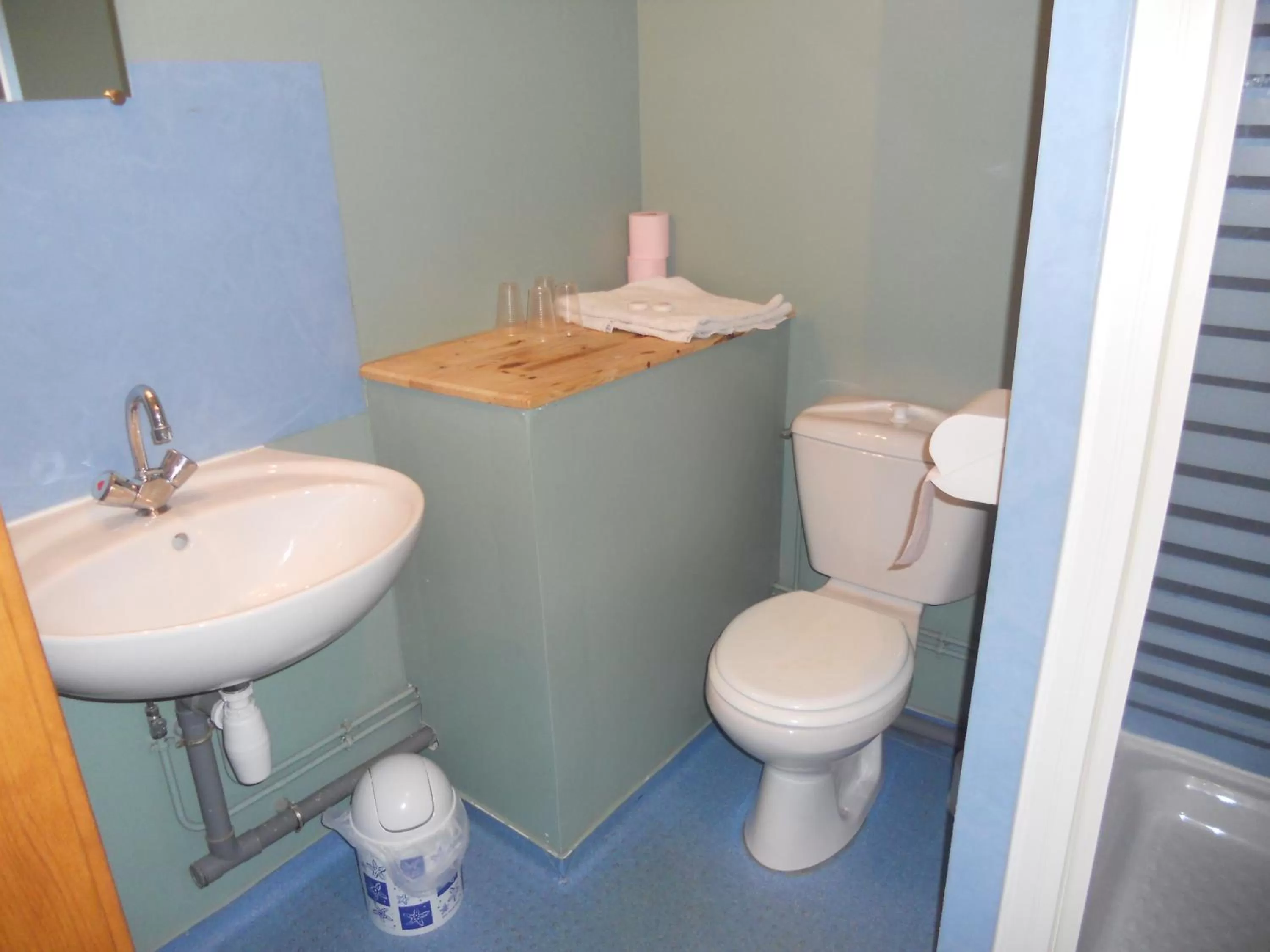 Bathroom in Auberge du Saut des Cuves