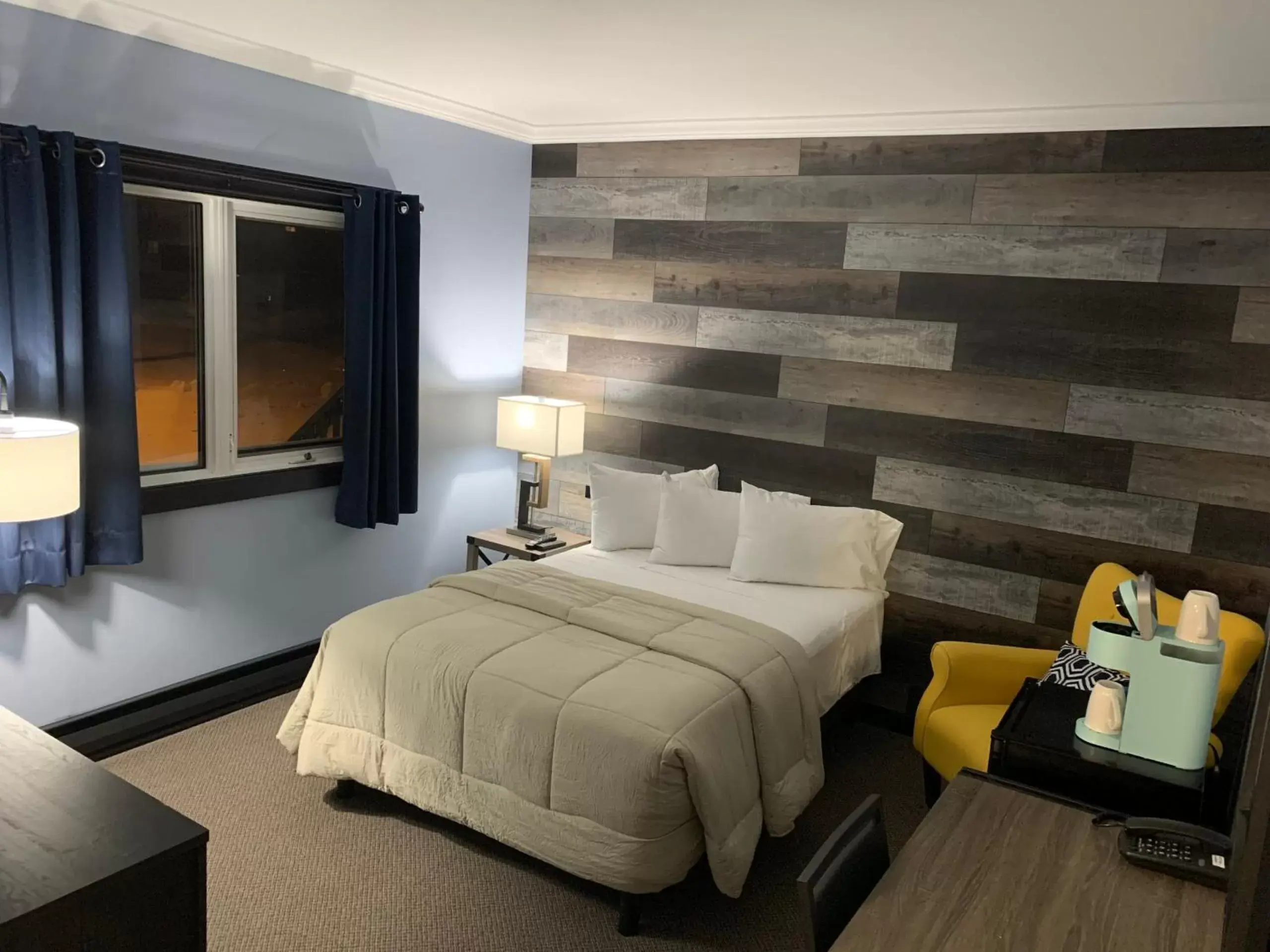 Bed in Acadian Hotel