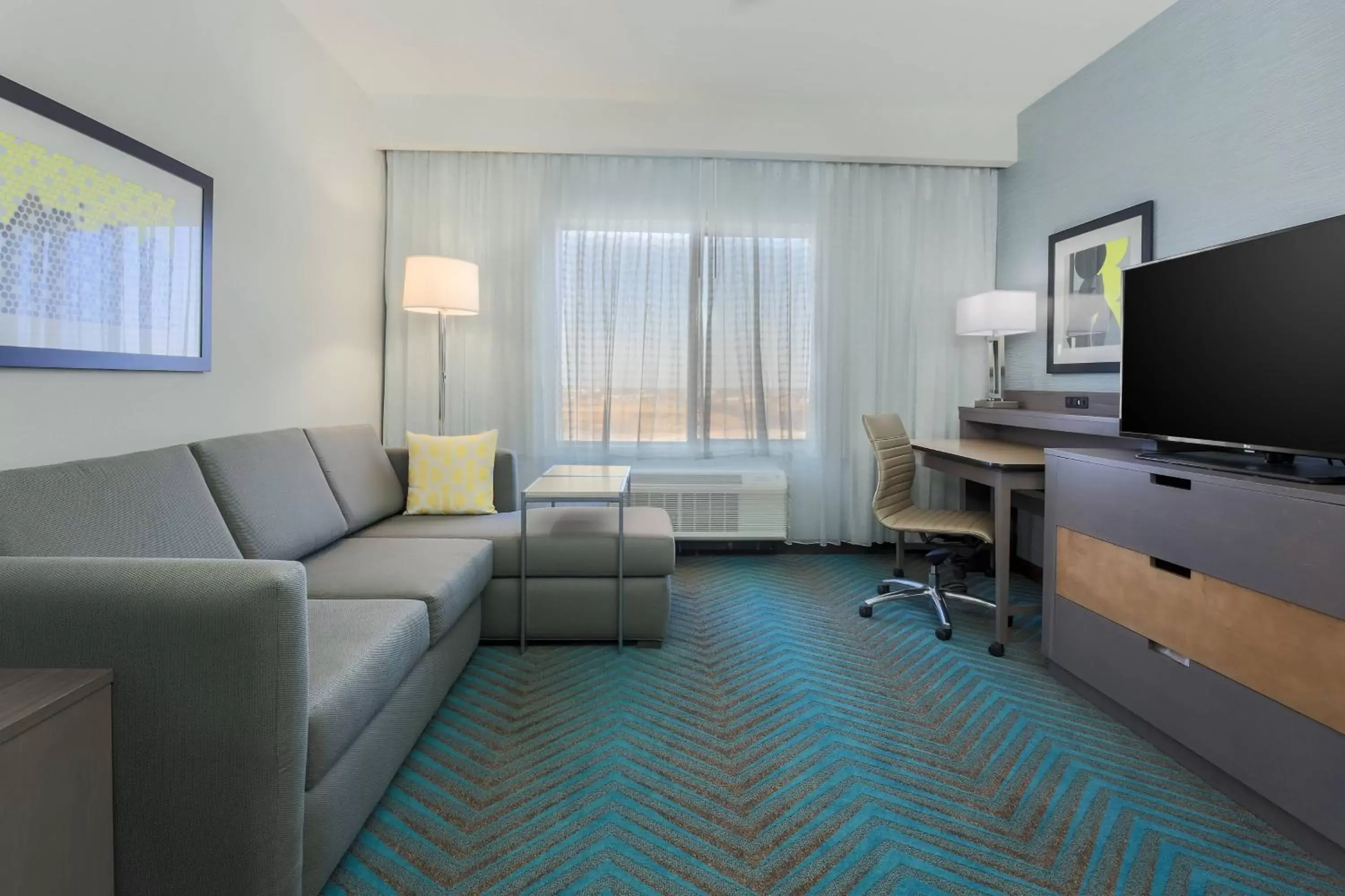 Living room, Seating Area in Fairfield Inn & Suites by Marriott Wichita Falls Northwest