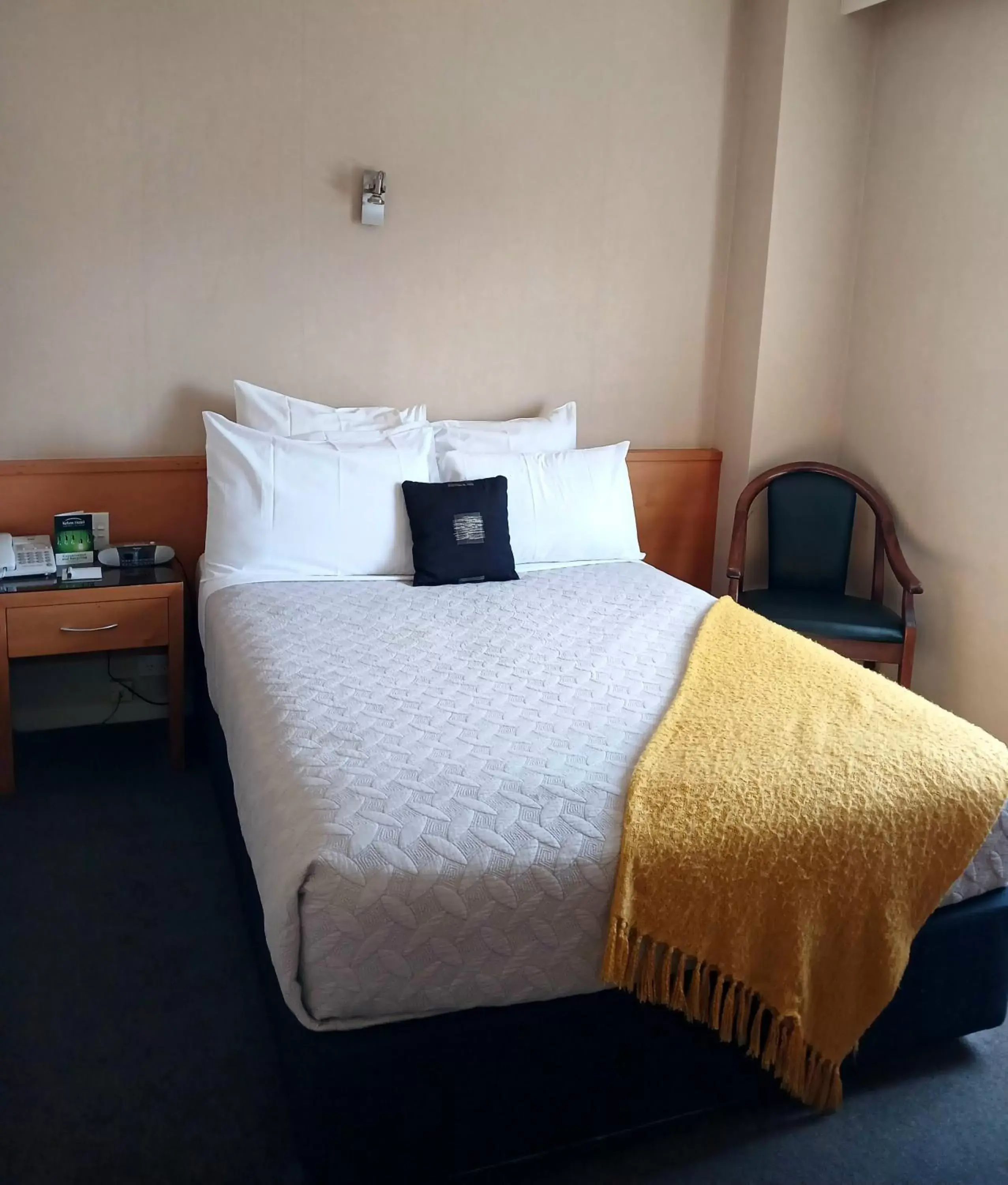 Bed in Kelvin Hotel