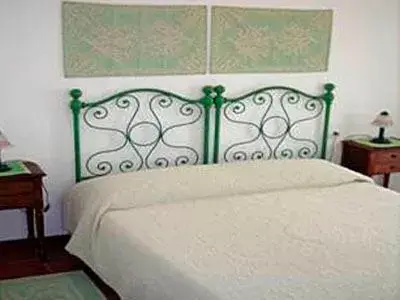 Decorative detail, Bed in Bed & Breakfast Dessole