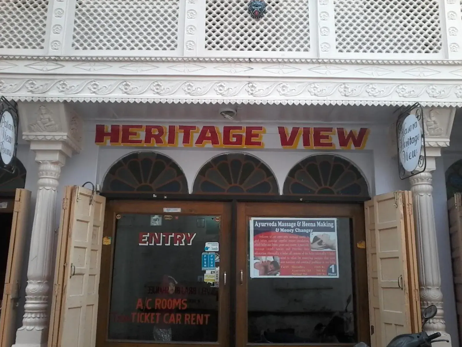 Facade/entrance in Kasera Heritage View