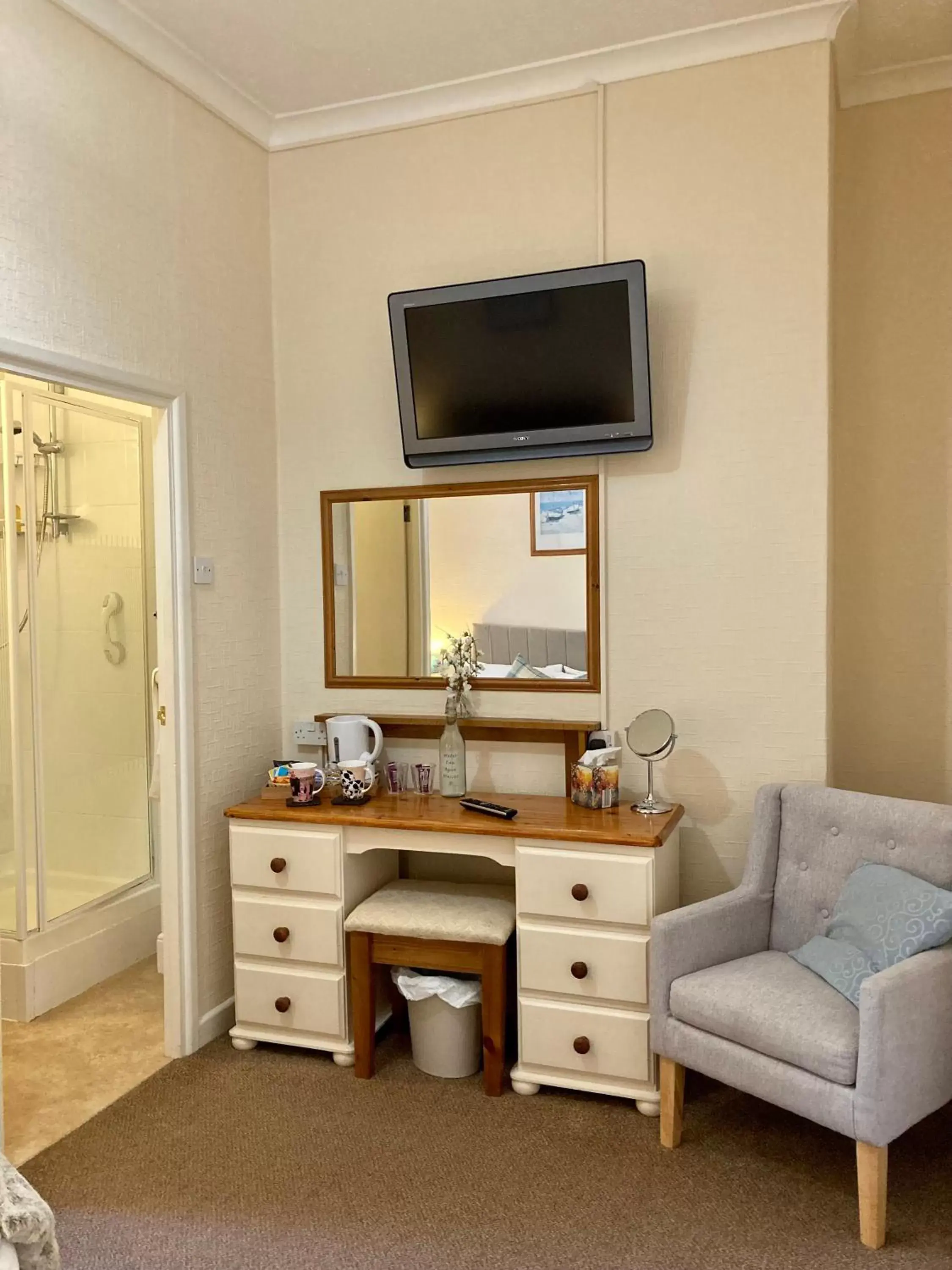 Bedroom, TV/Entertainment Center in The Mayfair