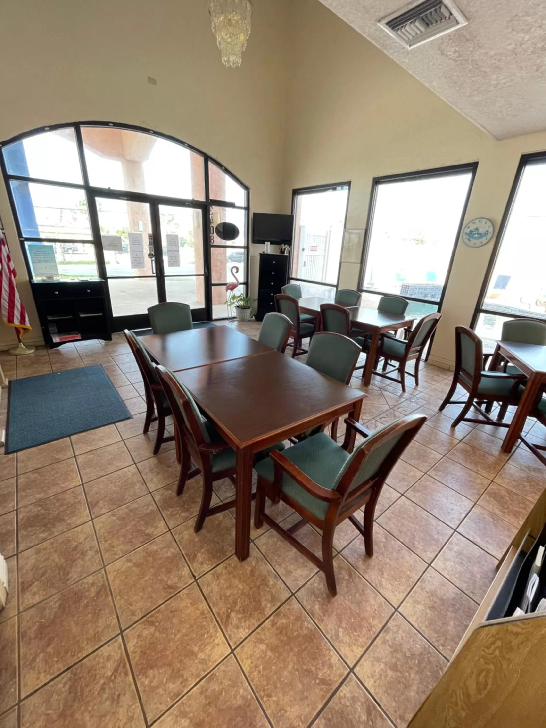 Lobby or reception in Flamingo Inn