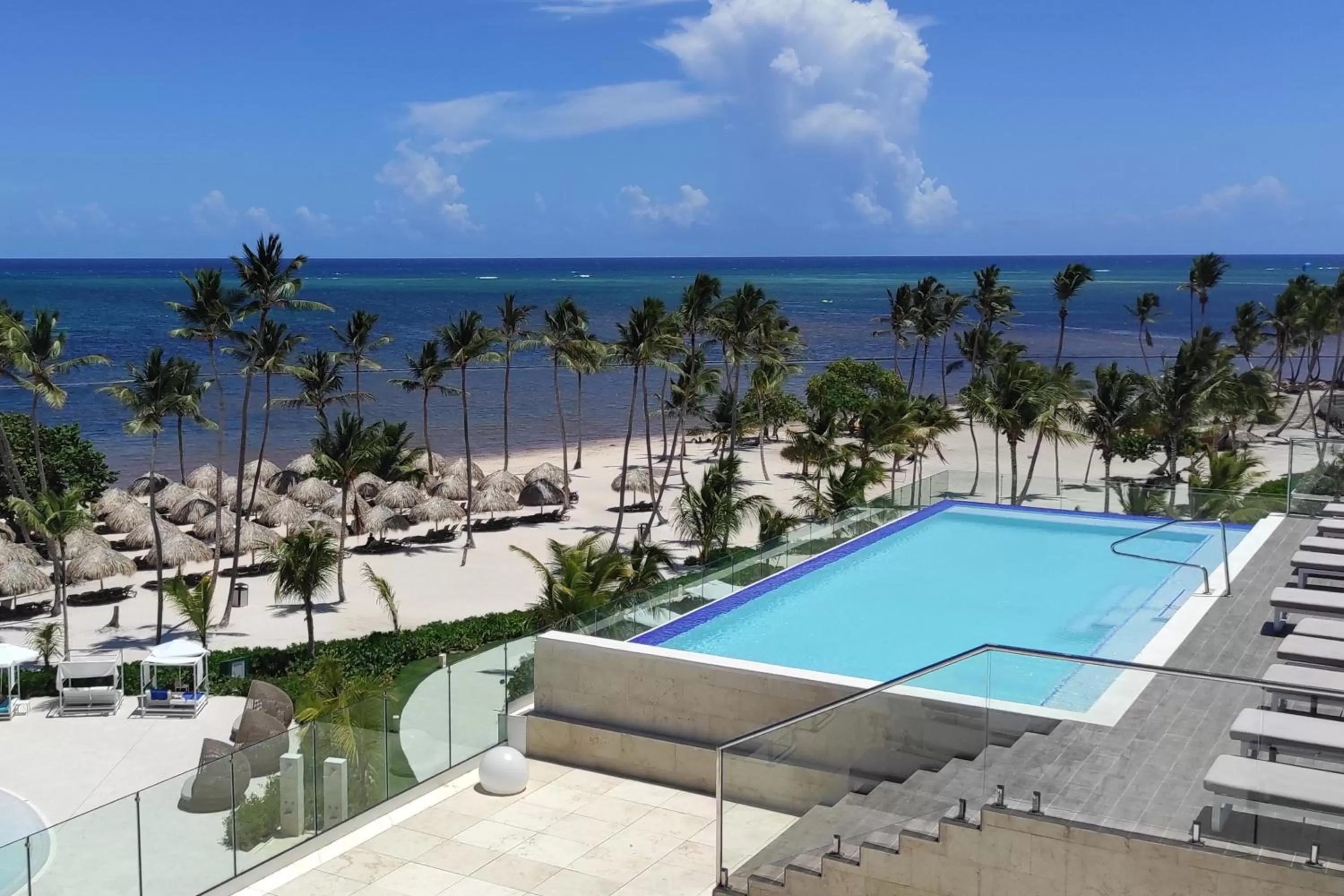 Swimming pool in Serenade Punta Cana Beach & Spa Resort