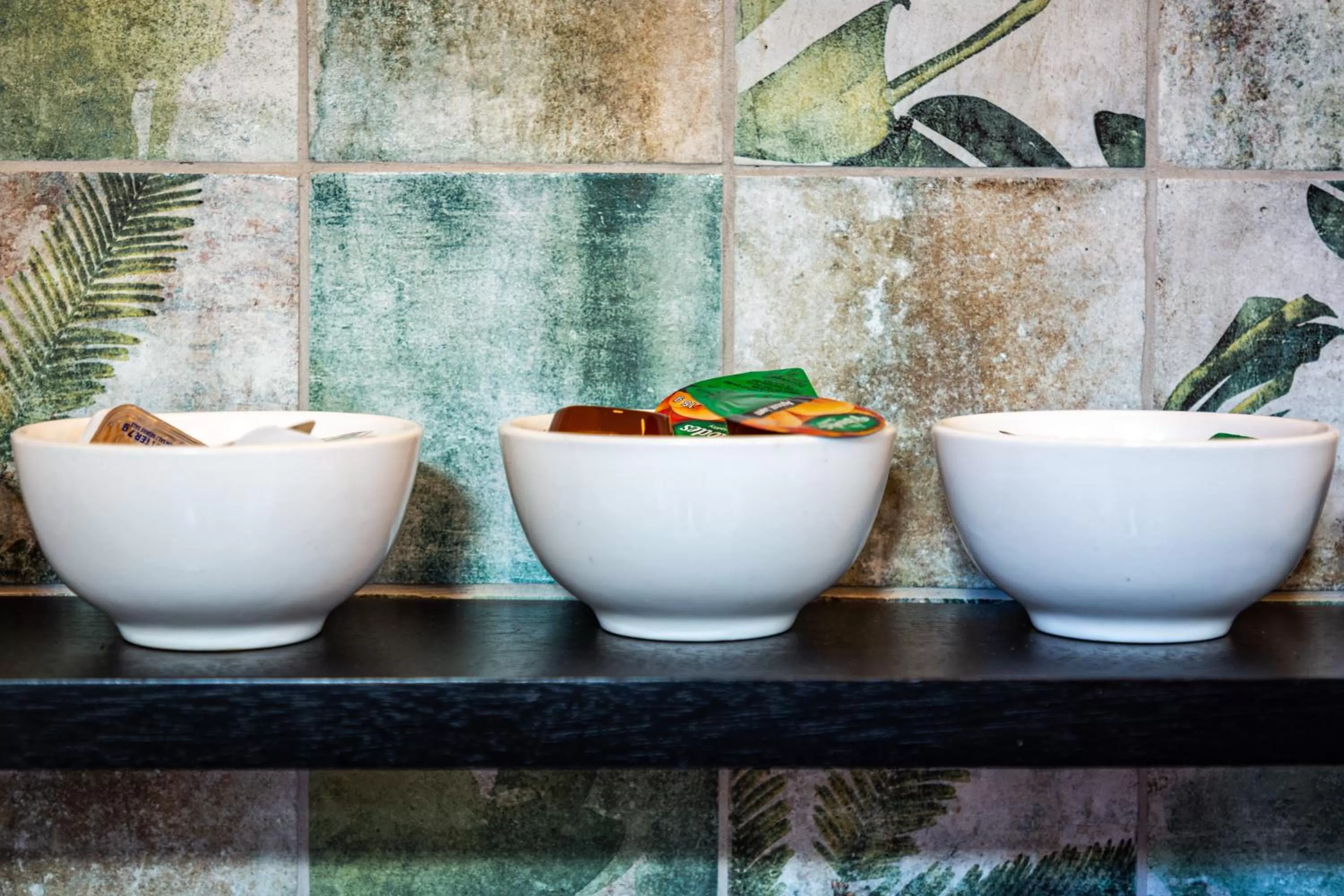 Restaurant/places to eat in Old Bank Hotel - Lion Roars Hotels & Lodges