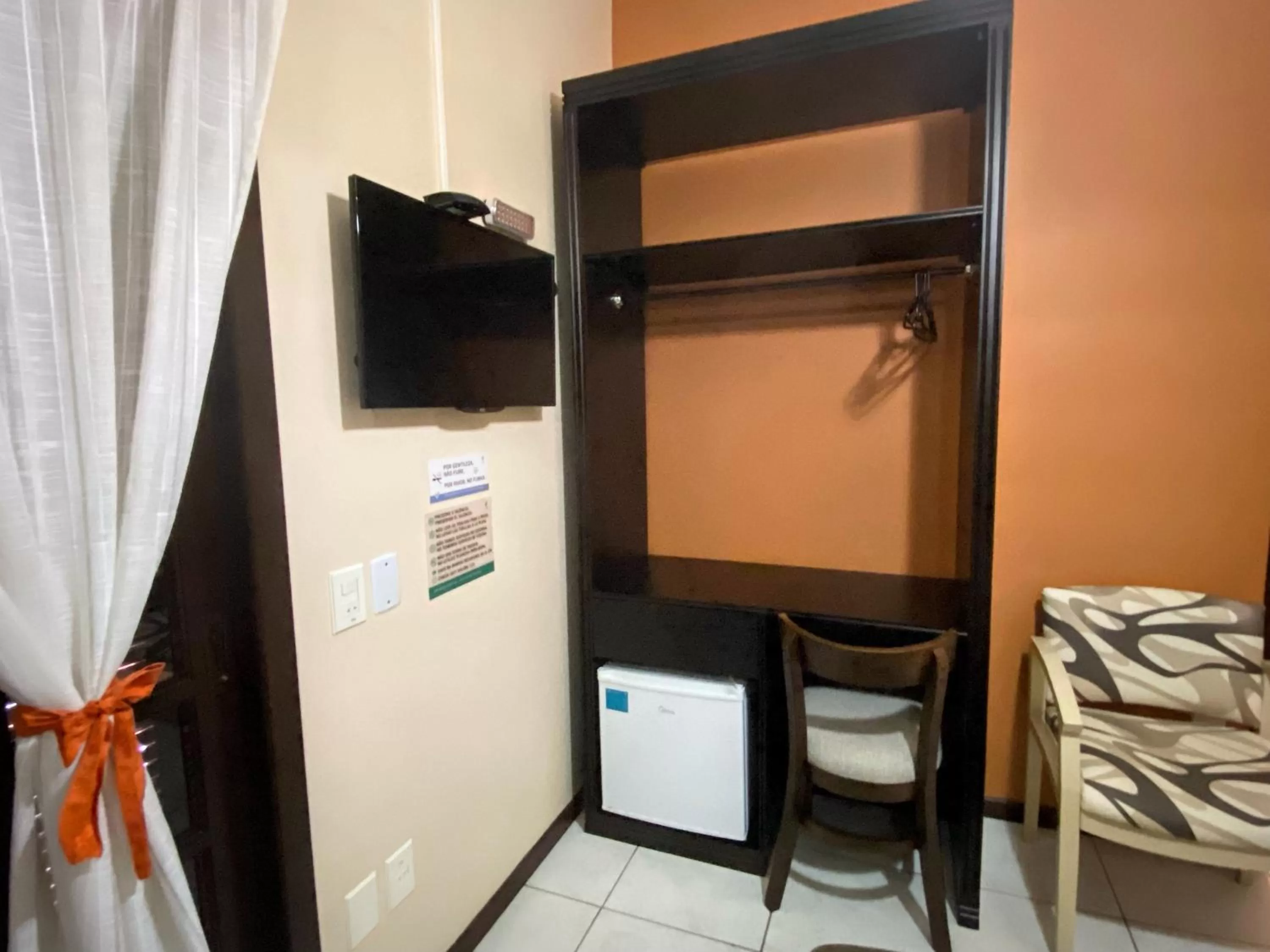 TV and multimedia, Bed in Pousada Canasvieiras