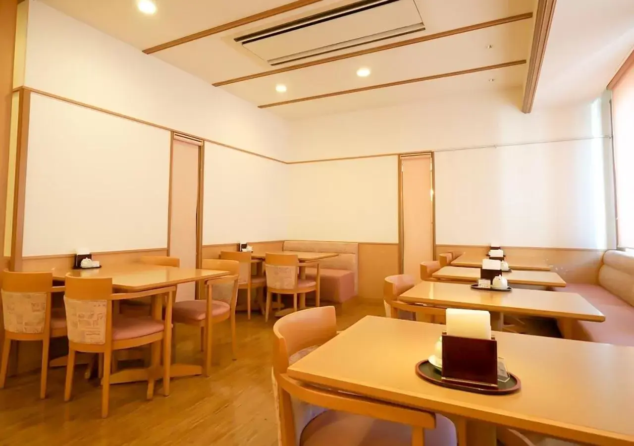 Restaurant/Places to Eat in APA Hotel Miyazaki Nobeoka Ekimae