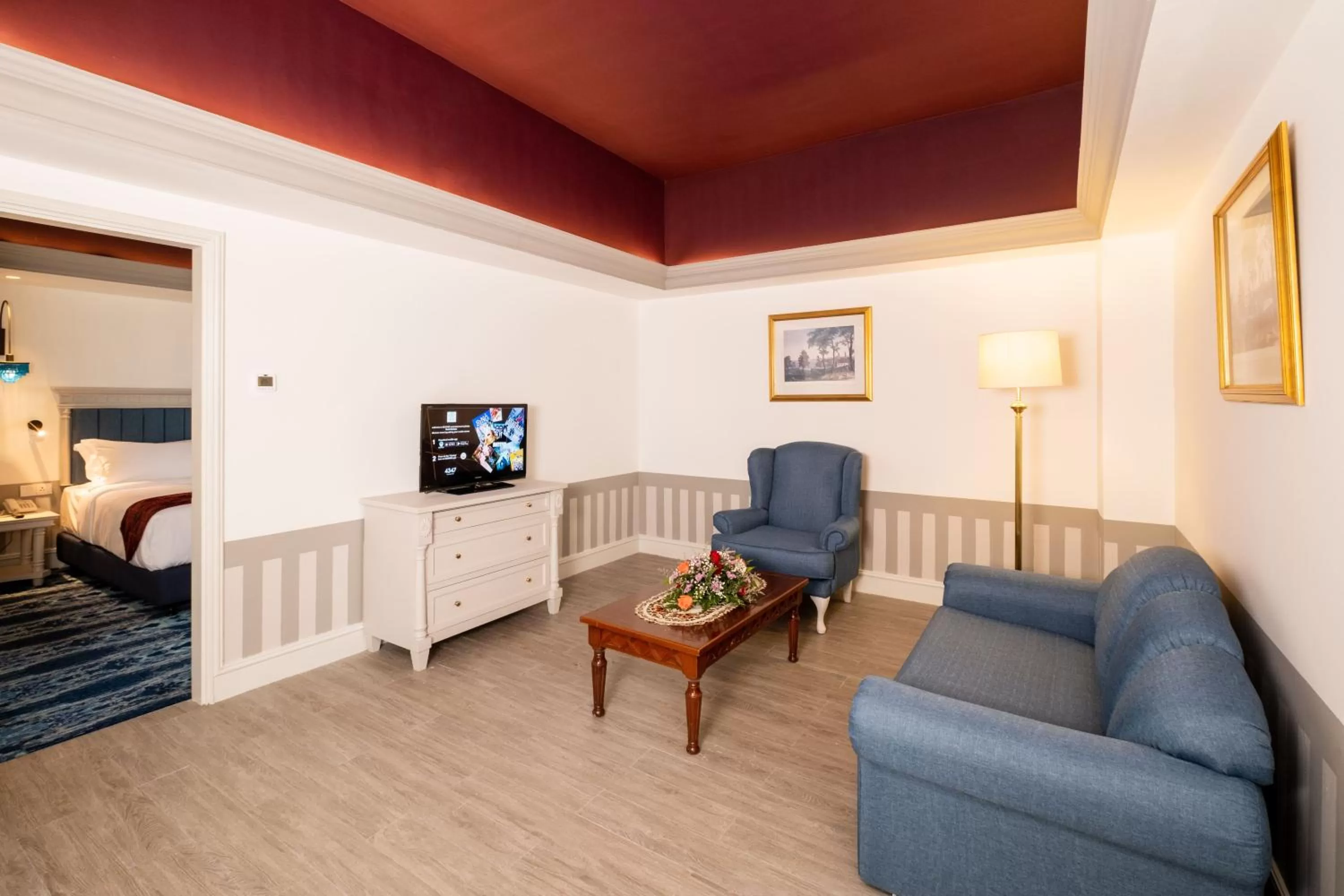 Living room, Bed in Grand Swiss-Belhotel Melaka