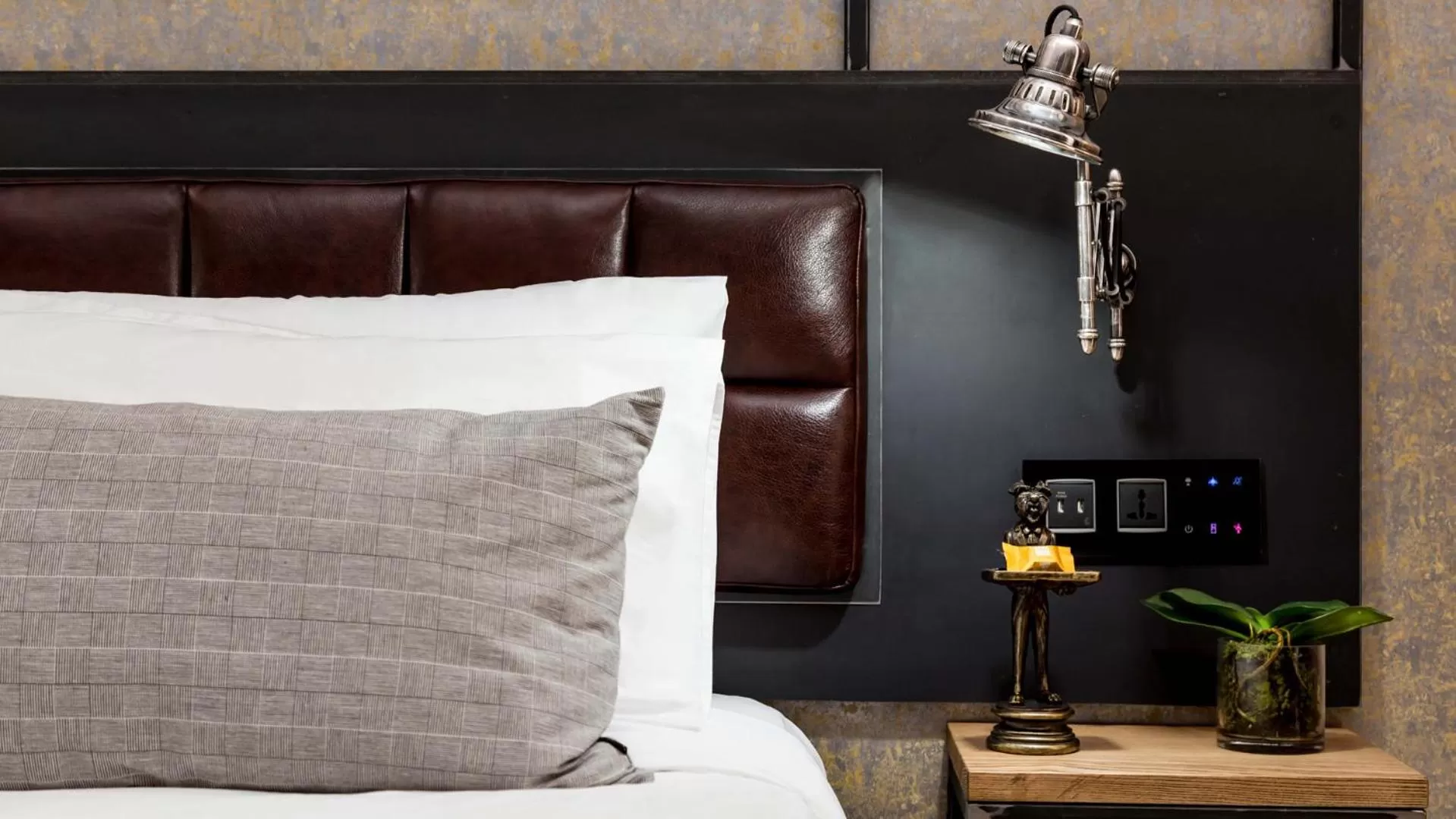 Bedroom, Bed in AX The Saint John