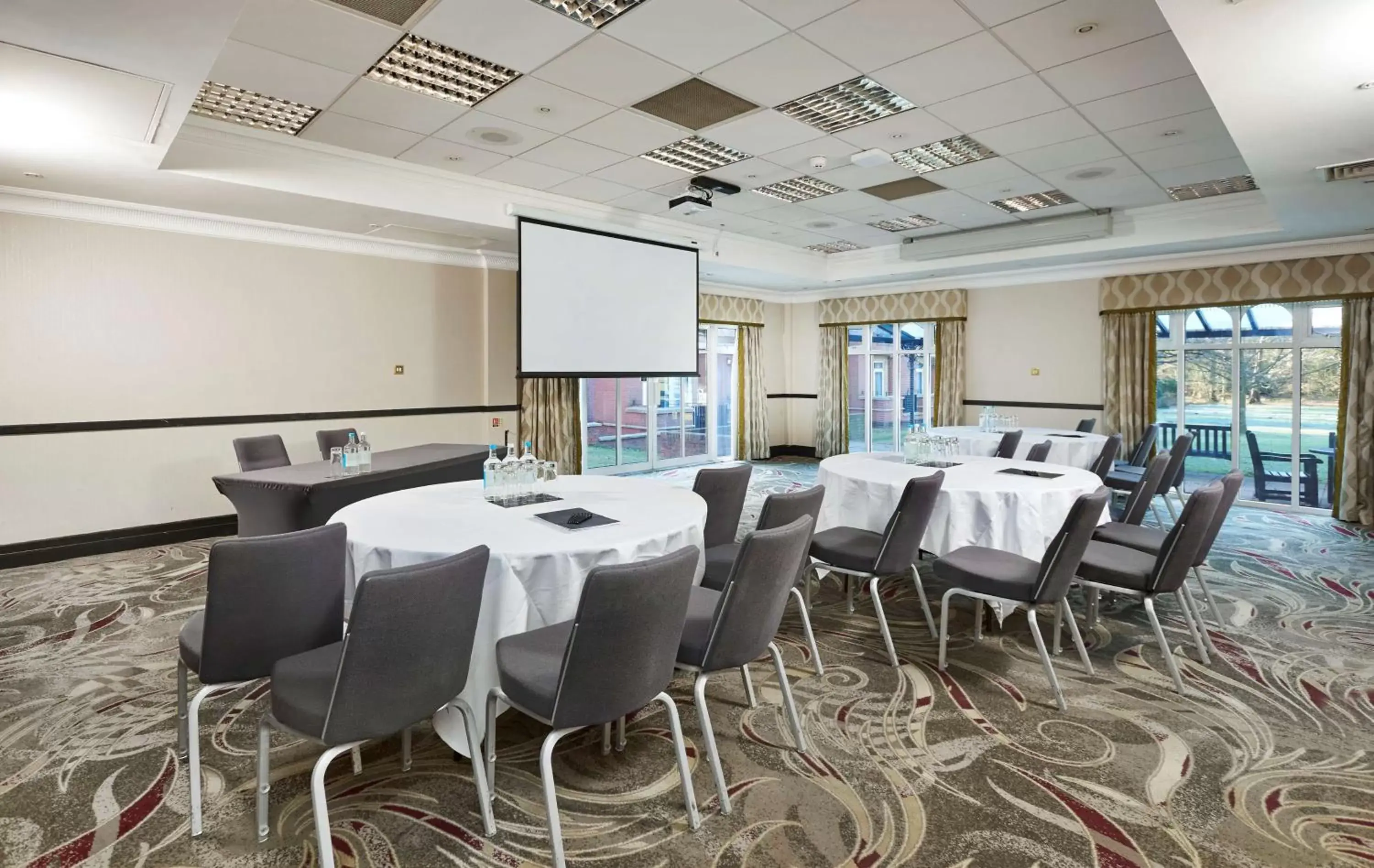 Meeting/conference room in DoubleTree by Hilton St. Anne's Manor