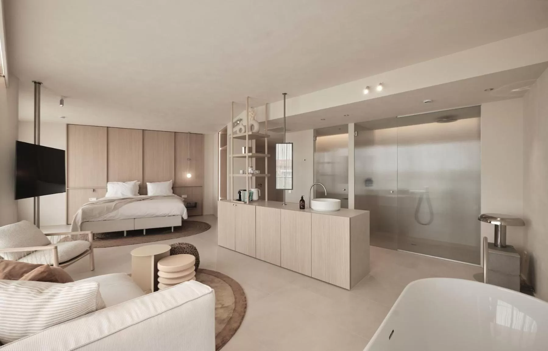 Photo of the whole room, Bathroom in Enso District Hotel