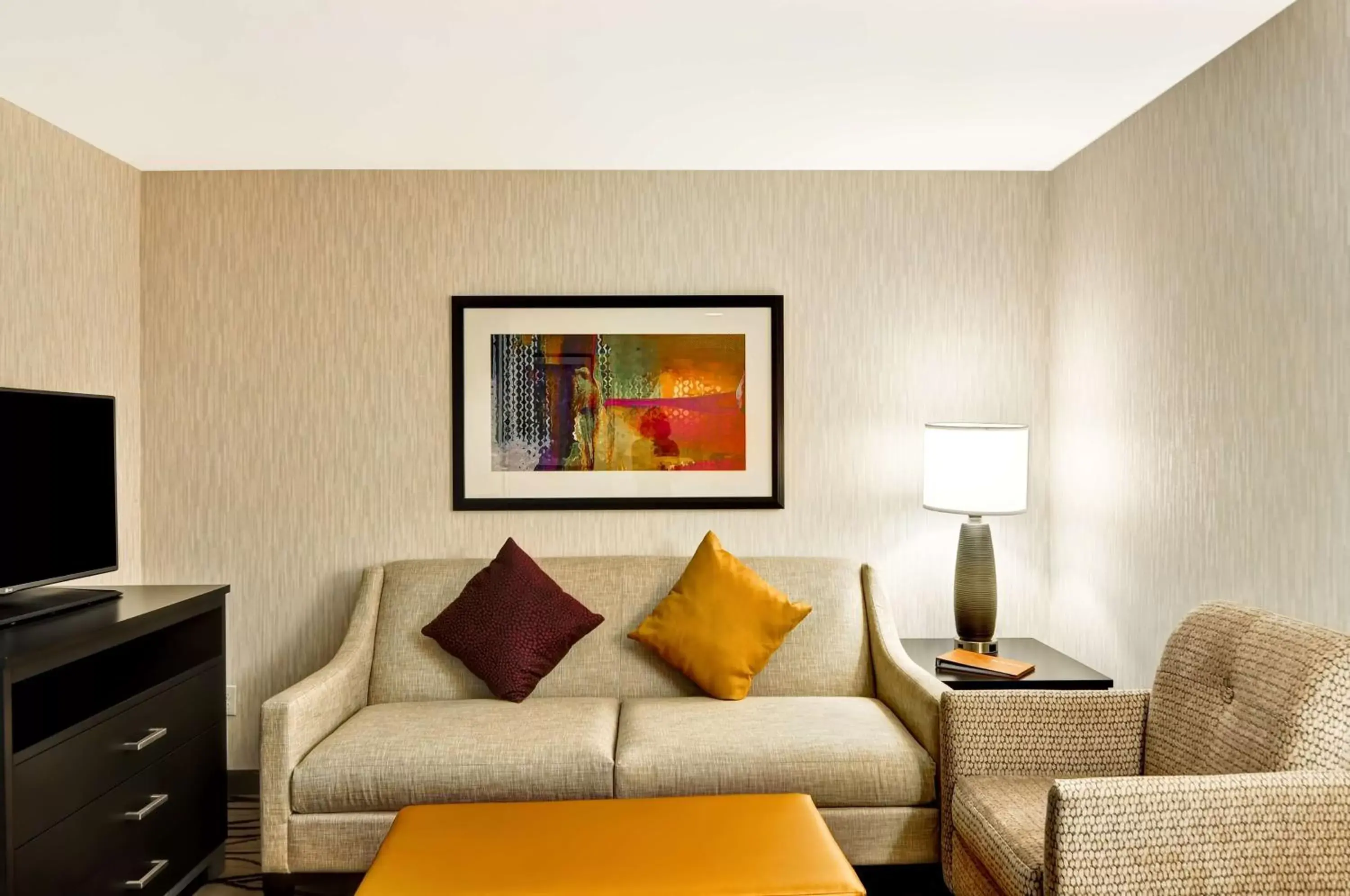 Living room, Seating Area in Homewood Suites by Hilton Boston Cambridge-Arlington, MA