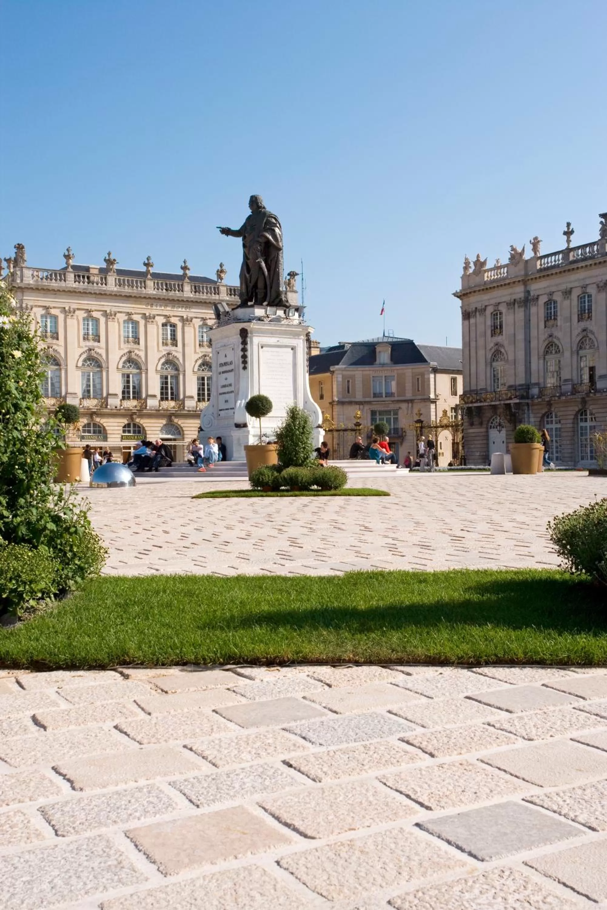 Area and facilities in Mercure Nancy Centre Place Stanislas