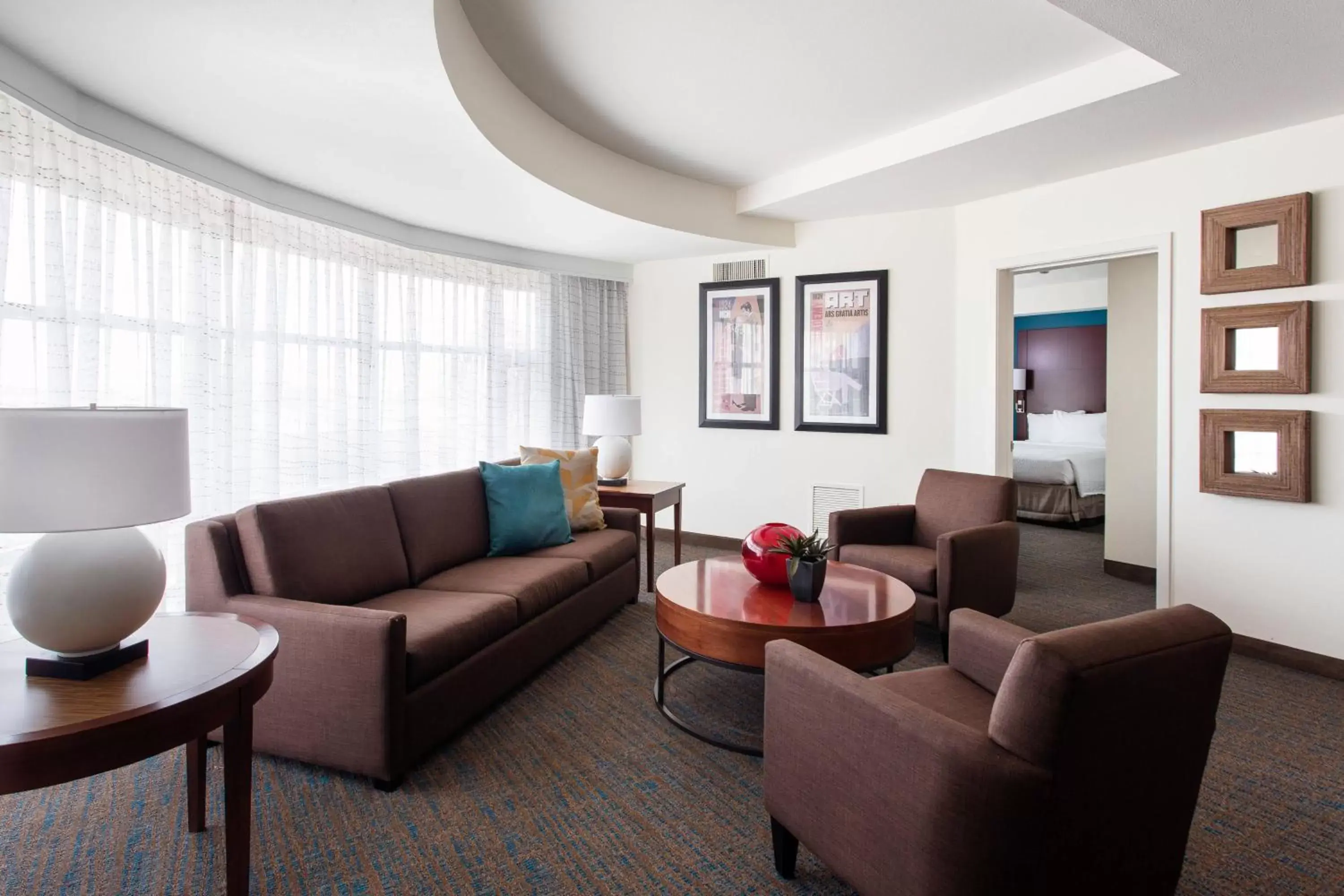 Living room, Seating Area in Residence Inn Los Angeles Burbank/Downtown
