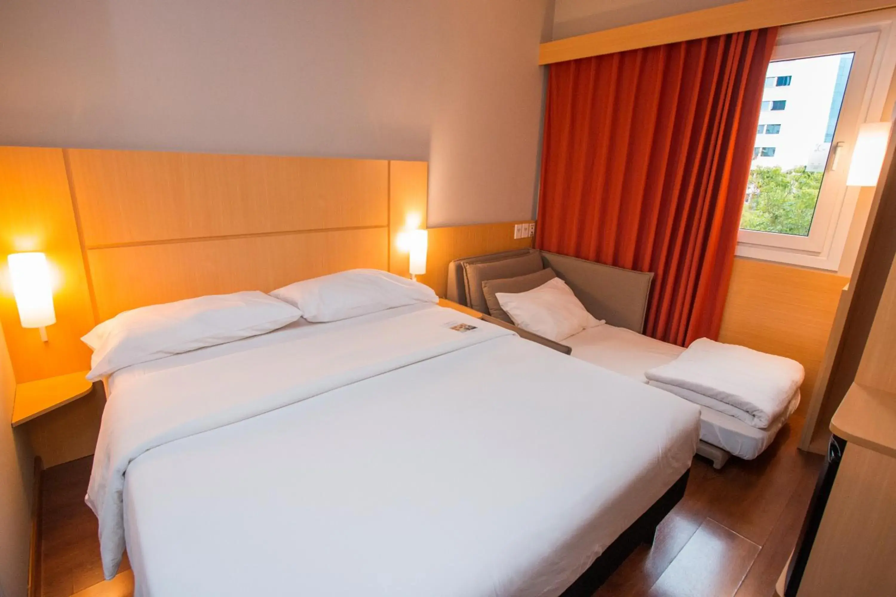 Bed in ibis Asuncion