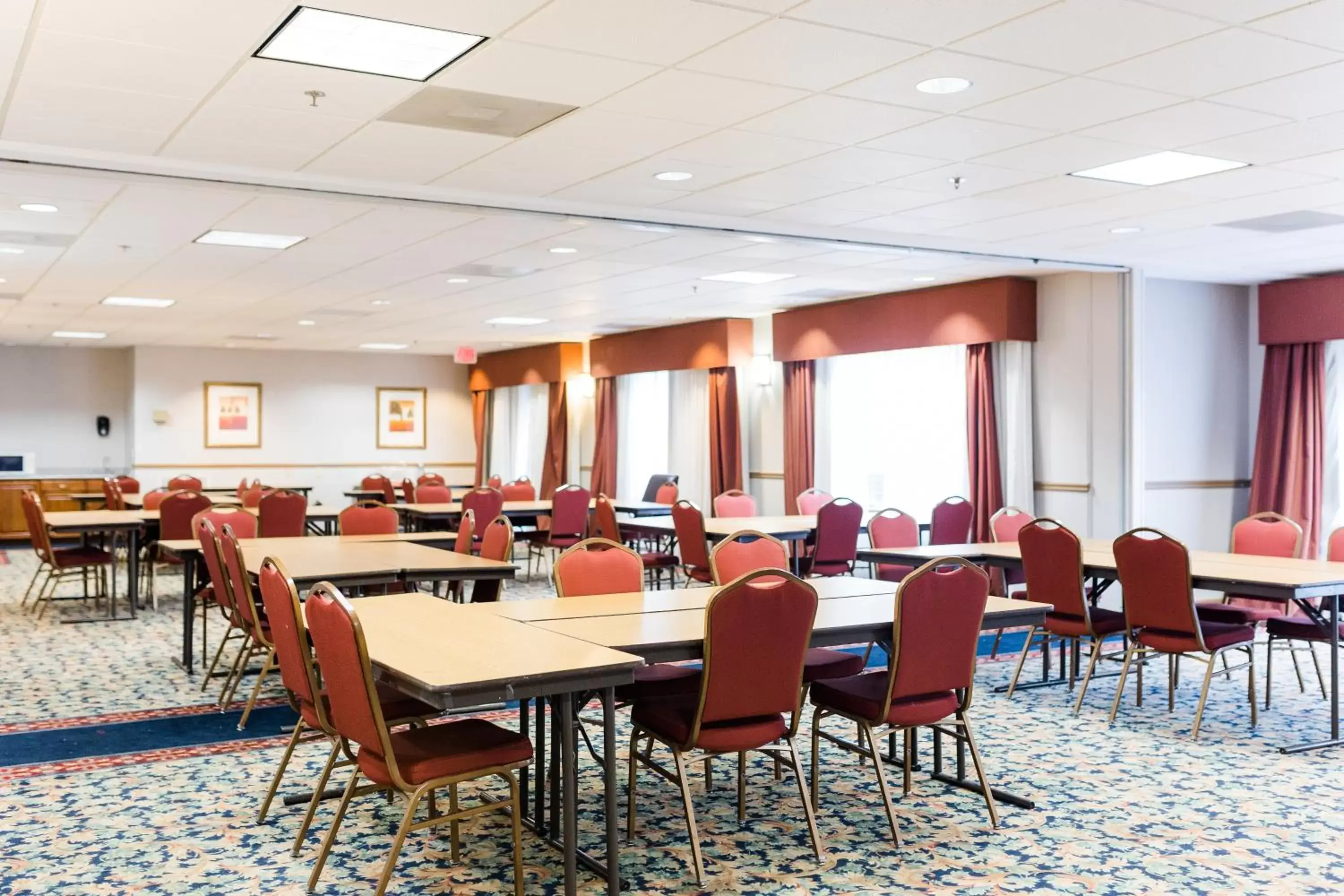 Meeting/conference room in Country Inn & Suites by Radisson, Helen, GA