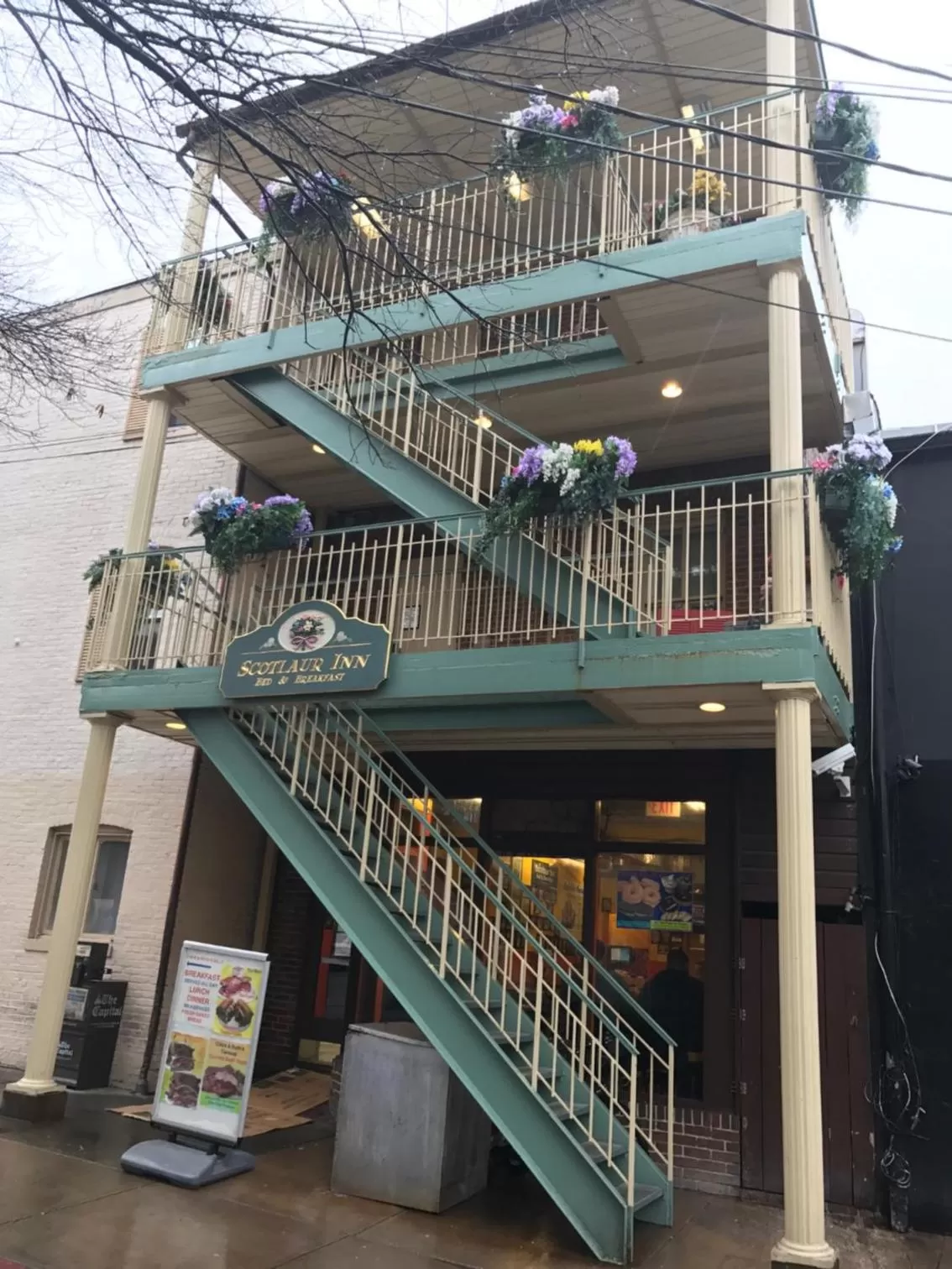Facade/entrance, Property Building in Inn on Main Annapolis