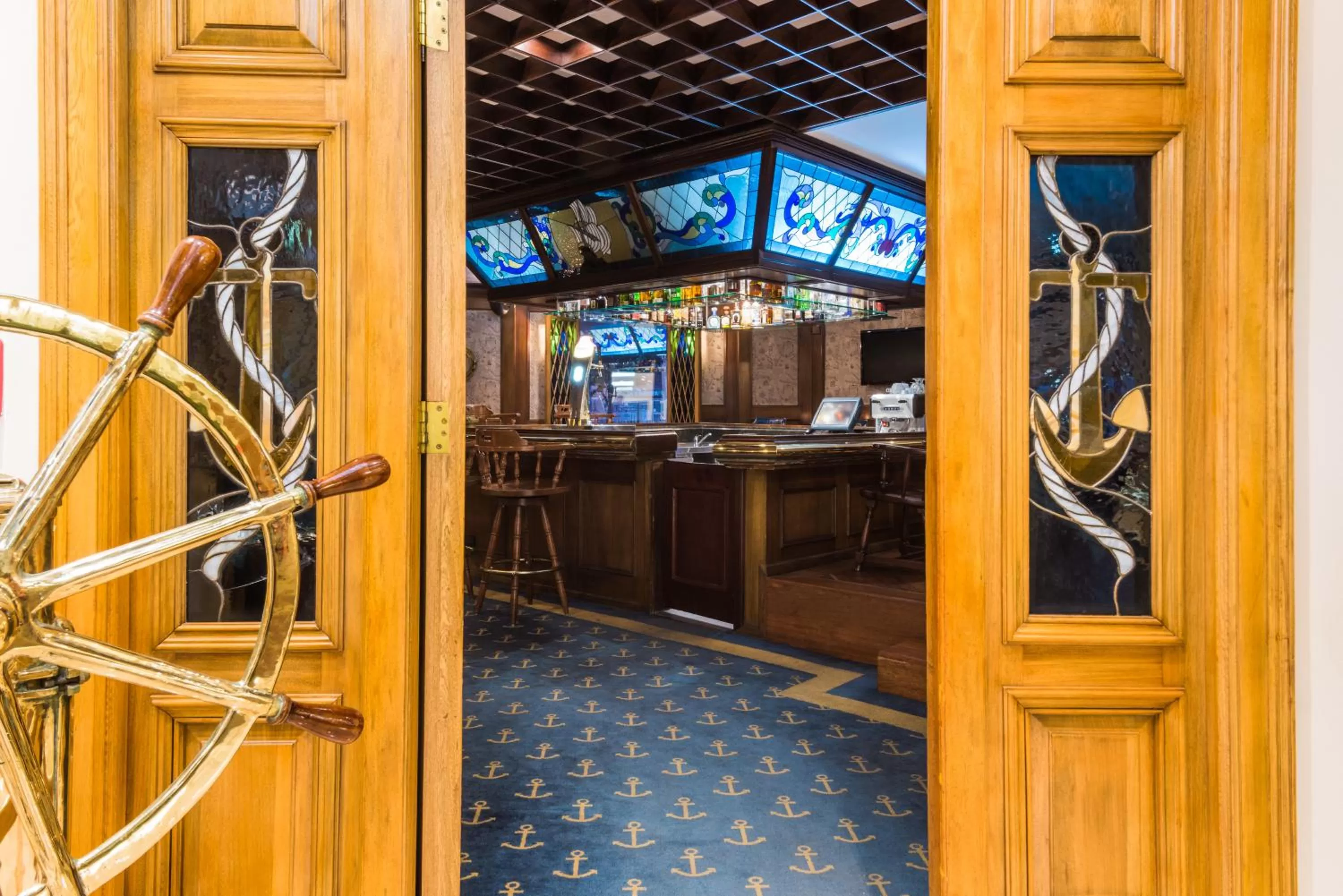 Food and drinks in Cosmos 100 Hotel & Centro de Convenciones - Hoteles Cosmos