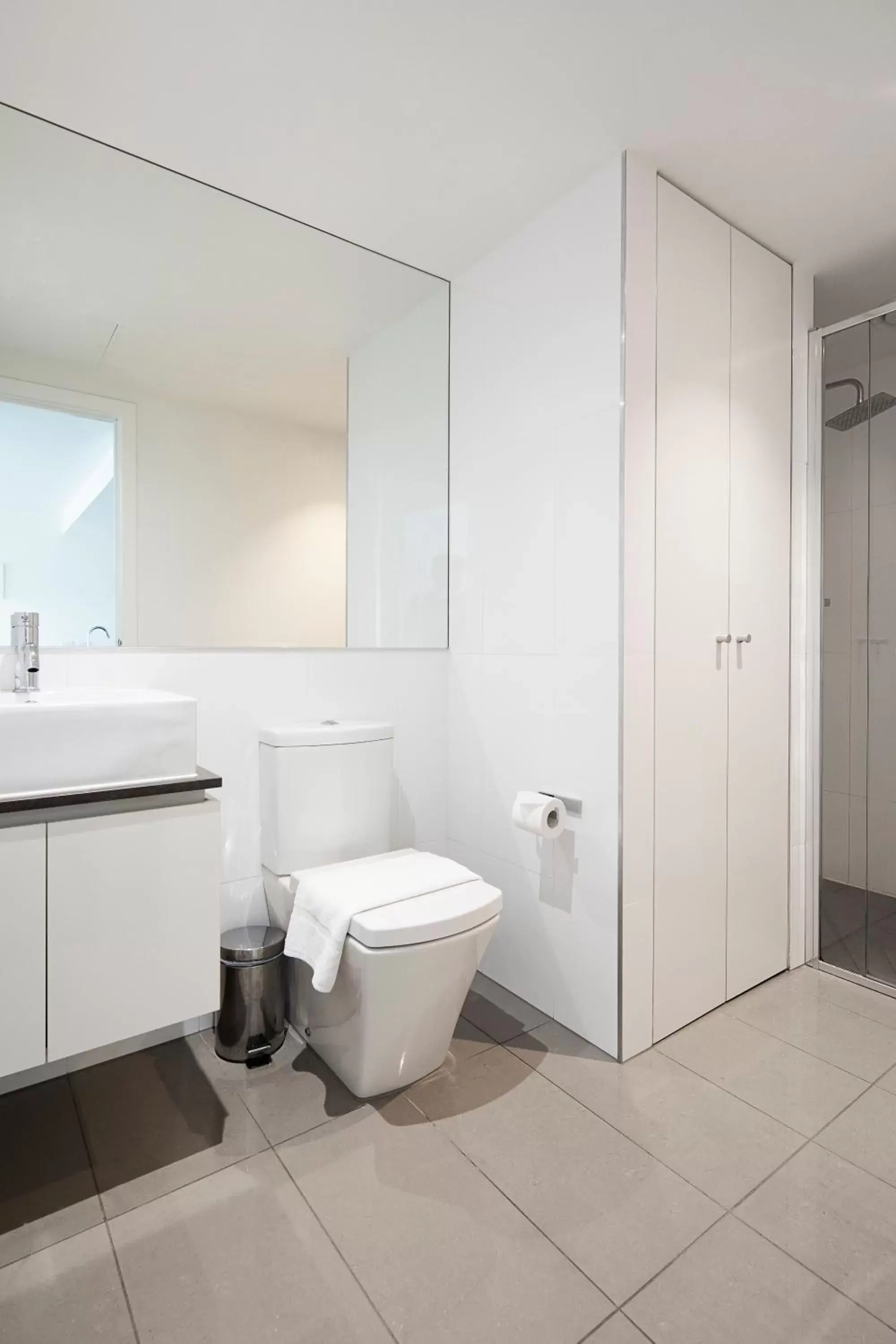 Bathroom in RNR Serviced Apartments North Melbourne