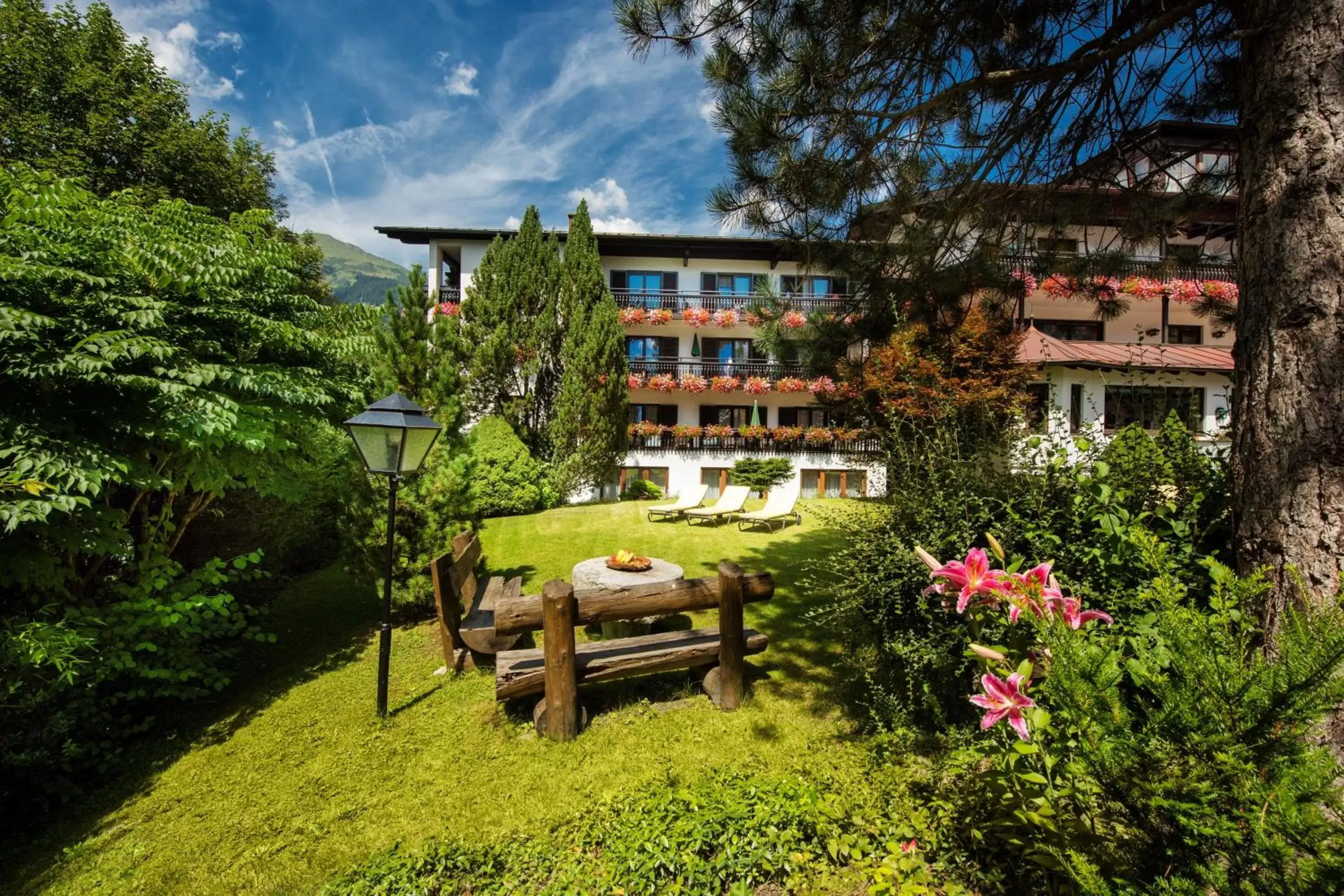 Property Building in Johannesbad Hotel St. Georg