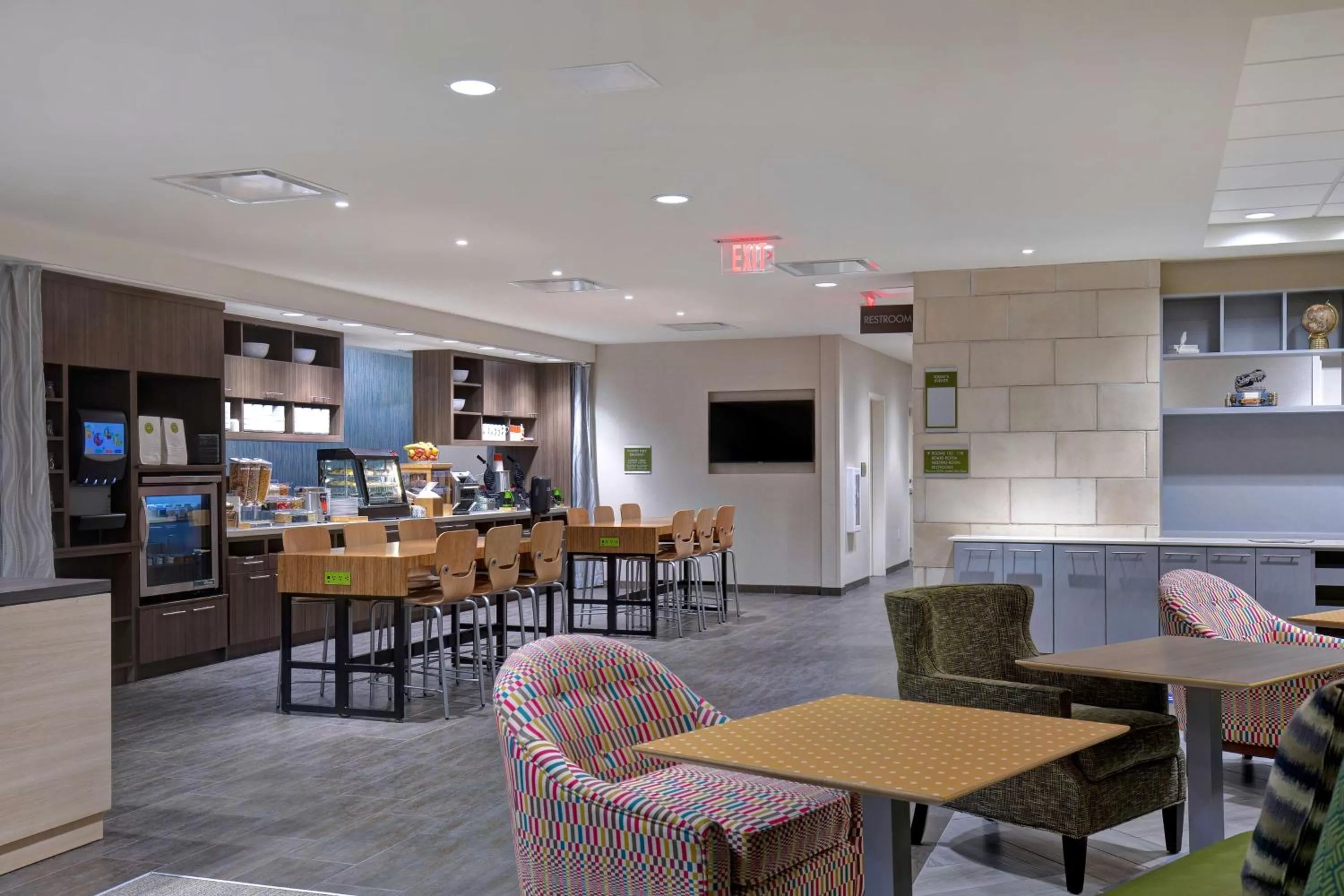 Breakfast in Home2 Suites By Hilton Lewisville Dallas