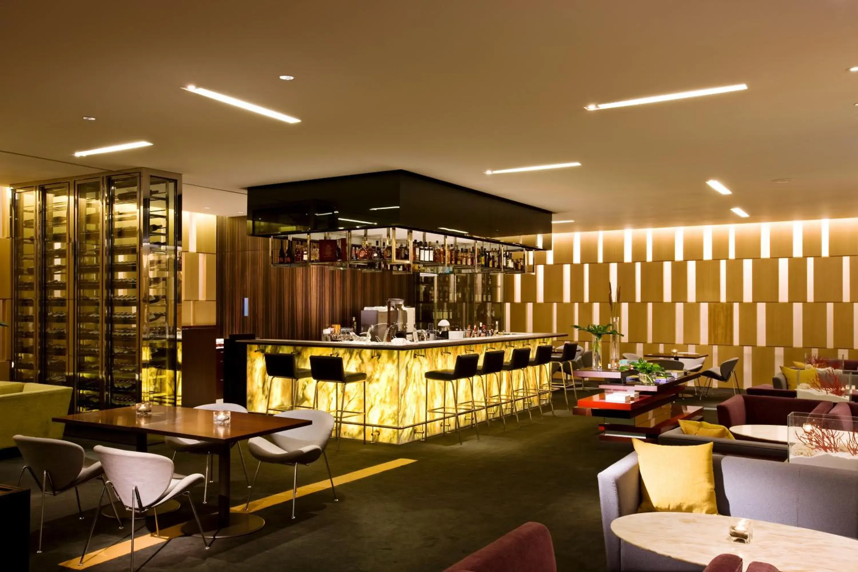 Property building, Lounge/Bar in Ramada Plaza by Wyndham Suwon