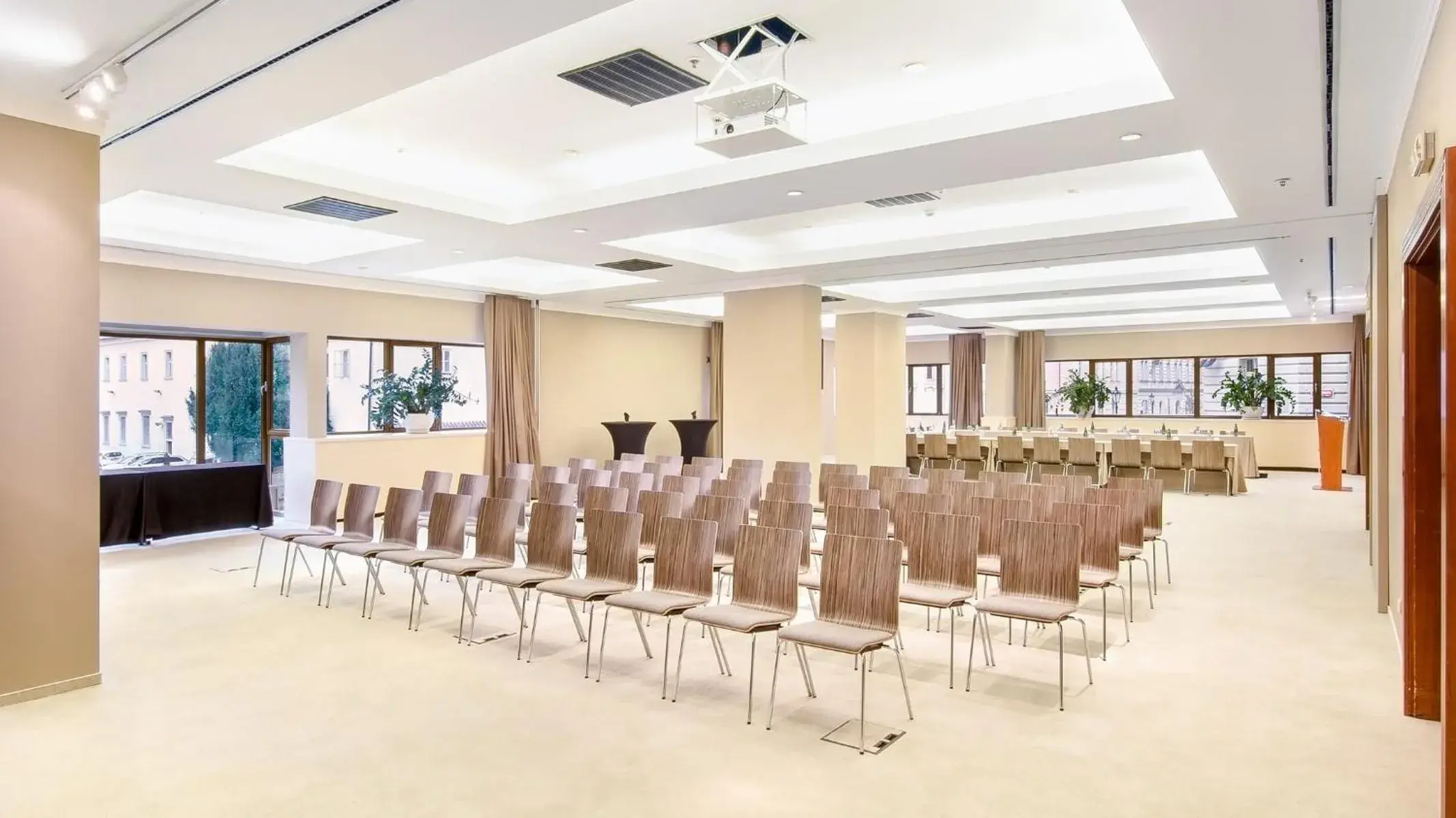 Meeting/conference room in The President