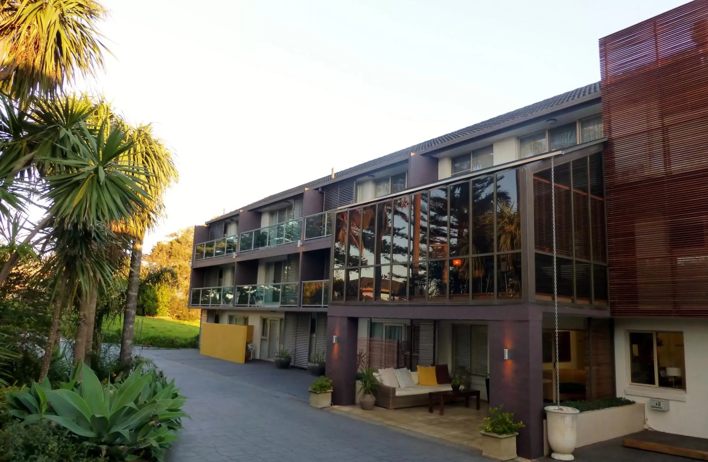 Facade/entrance in Park Ridge Retreat Facade/entrance in Park Ridge Retreat