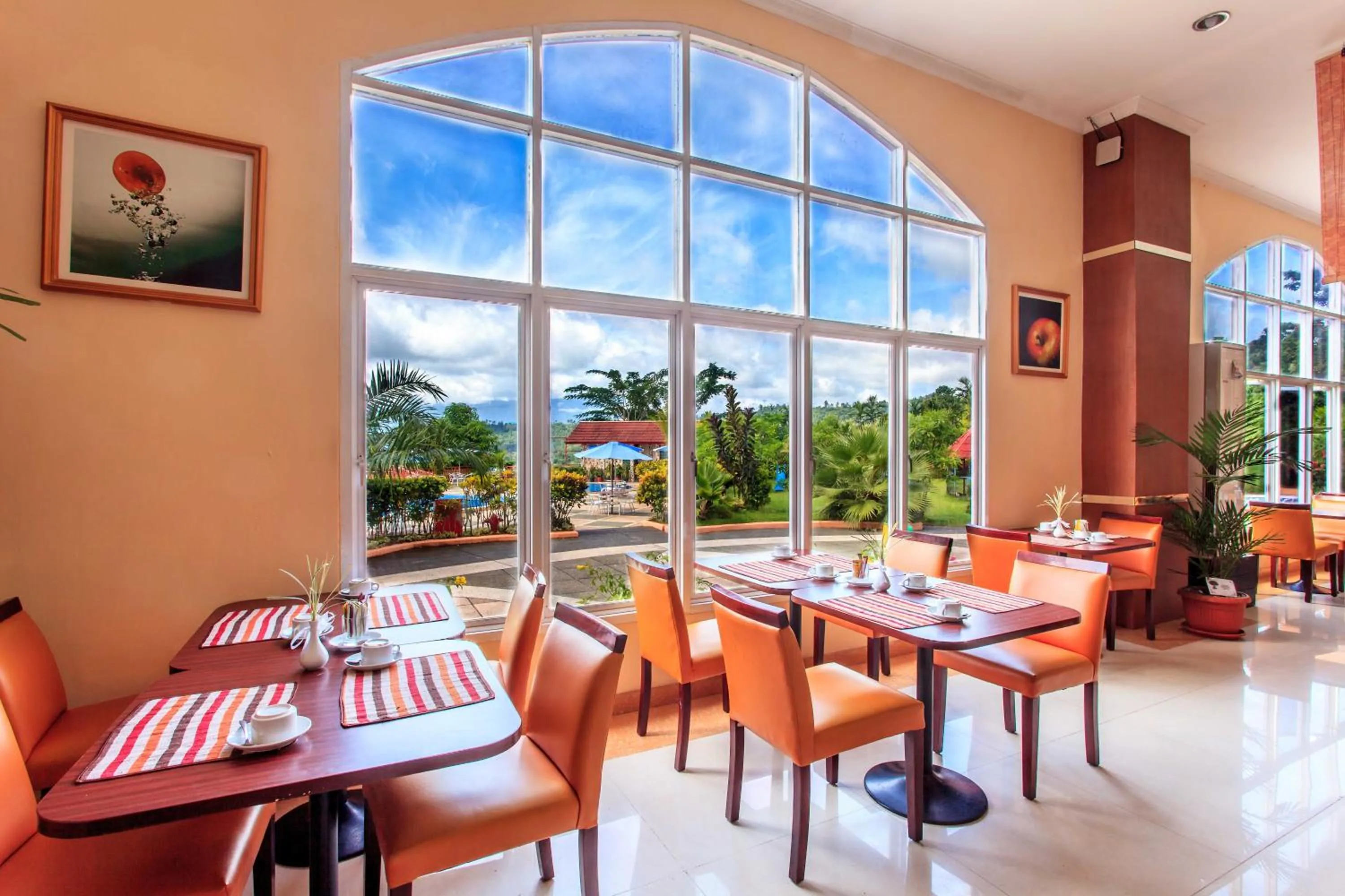 Restaurant/places to eat in Aston Niu Manokwari Hotel & Conference Center