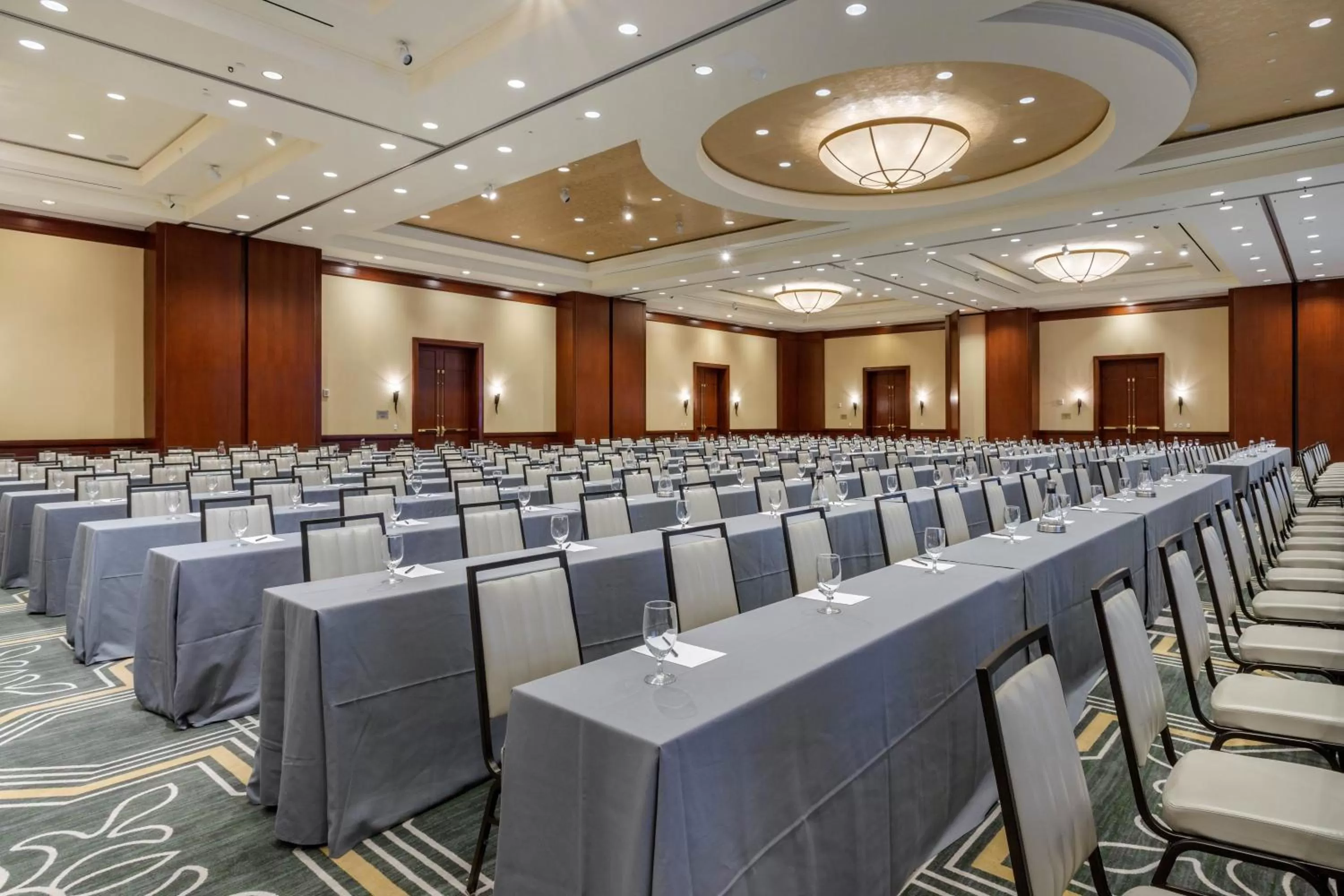 Banquet/Function facilities in Omni Houston Hotel