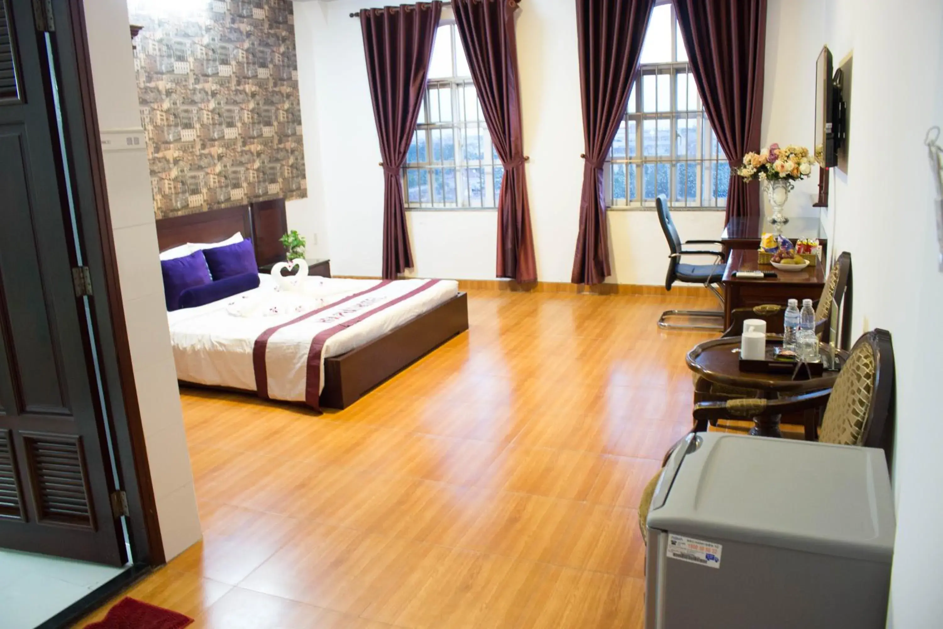 Bedroom in Hoa Phat Hotel & Apartment