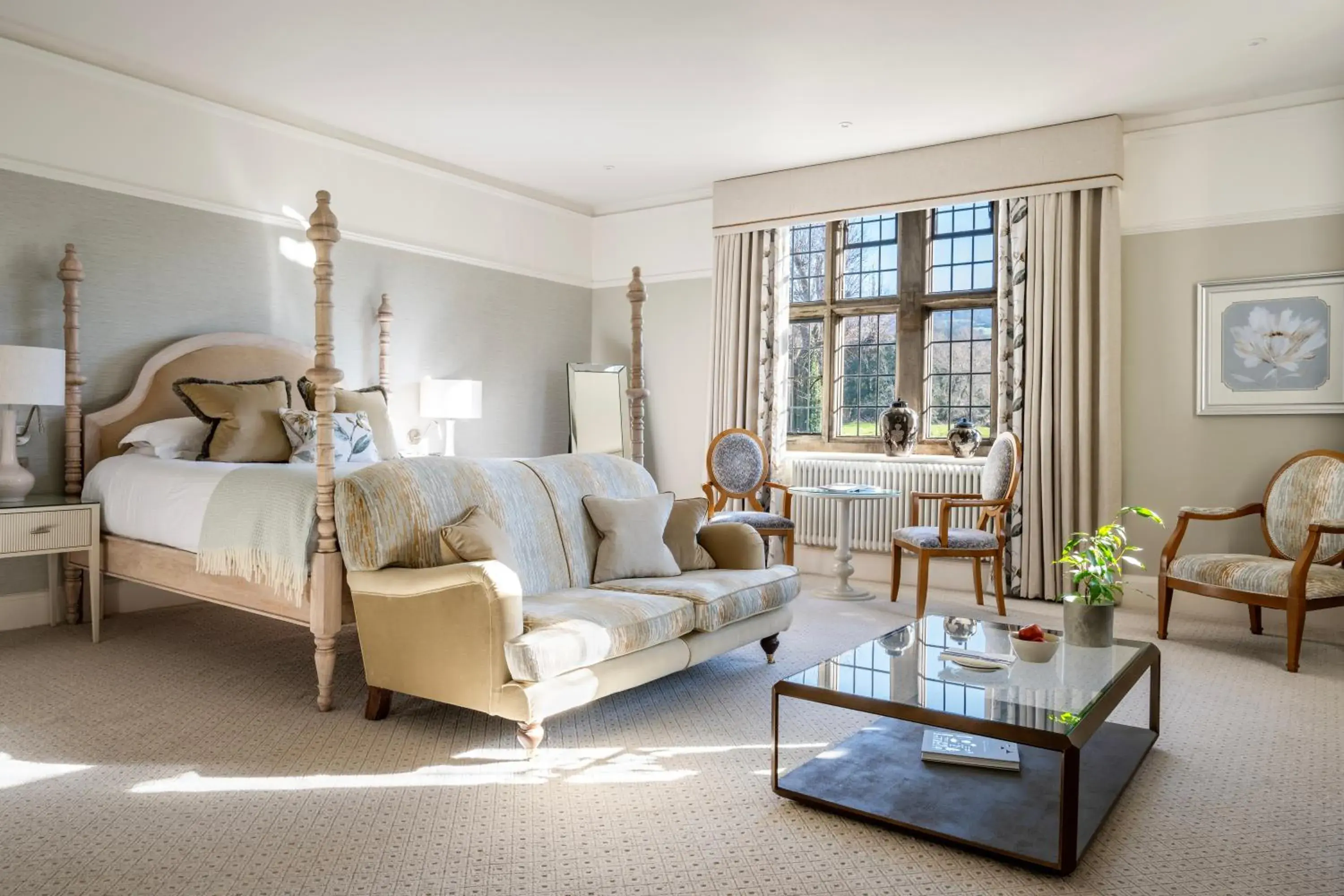 Bedroom, Seating Area in The Greenway Hotel & Spa