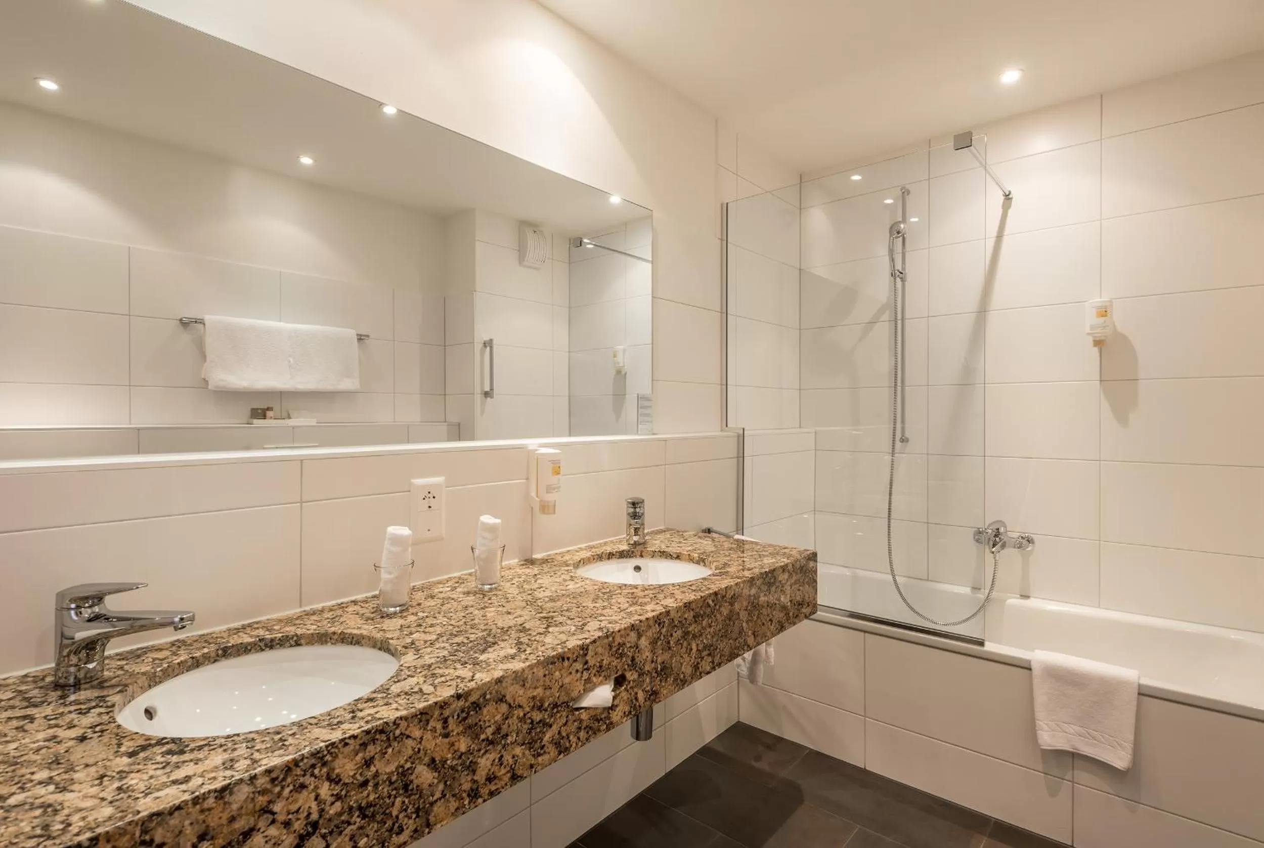 Shower in Hotel Monopol Luzern