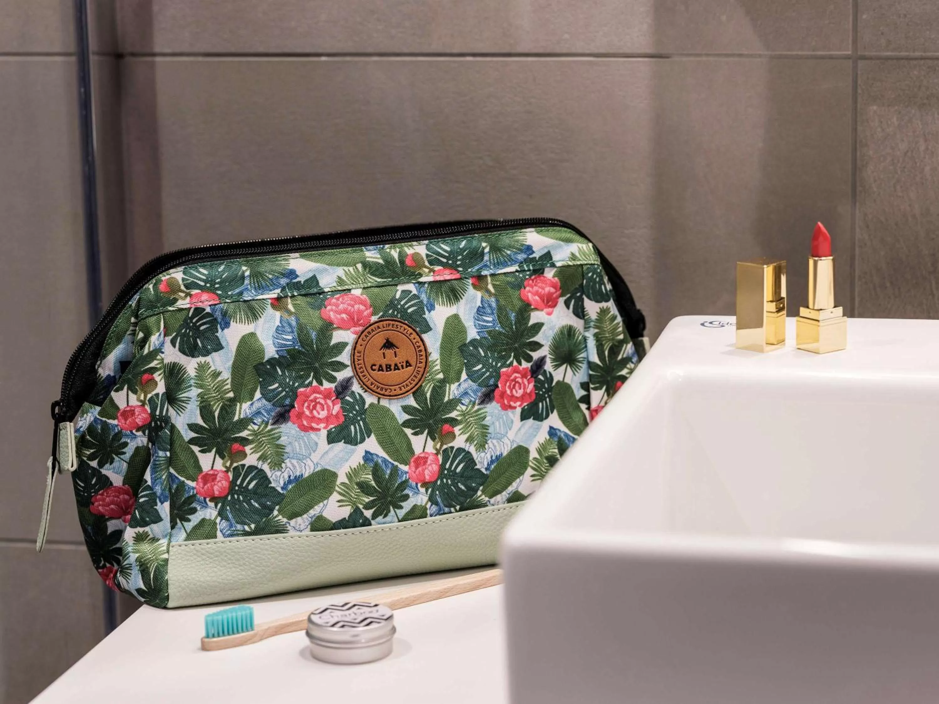 Toilet in Novotel Paris Vaugirard Montparnasse